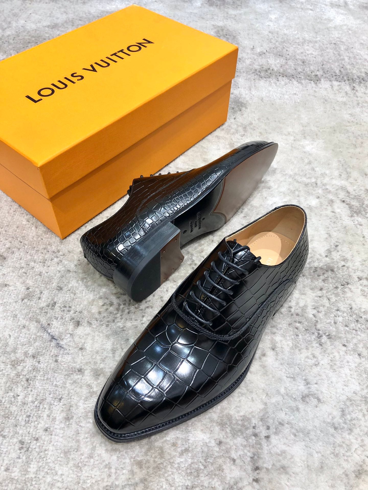 LuxluxHouse Best Quality Louis Vuitton Dress Shoes