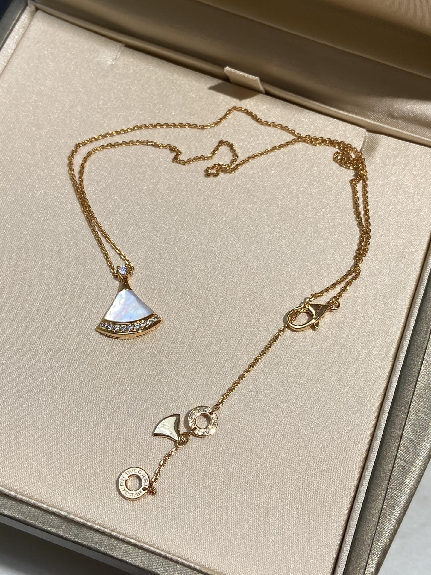 LuxluxHouse Best Quality Accessories Necklace Bvlgari