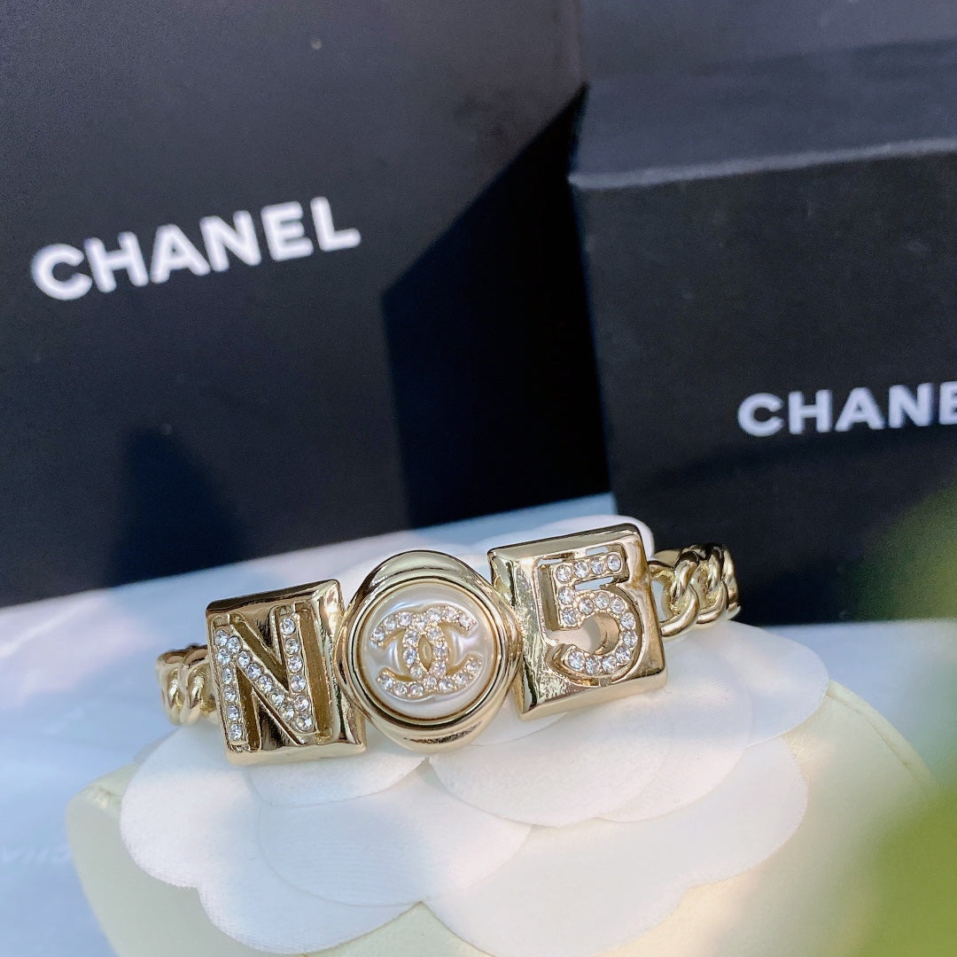 LuxluxHouse Best Quality Accessories Bracelet Bracelet Earrings Chanel Earrings