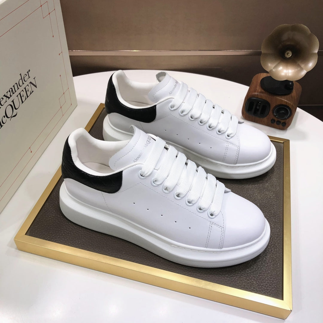 LuxluxHouse Best Quality Shoes Alexander McQueen