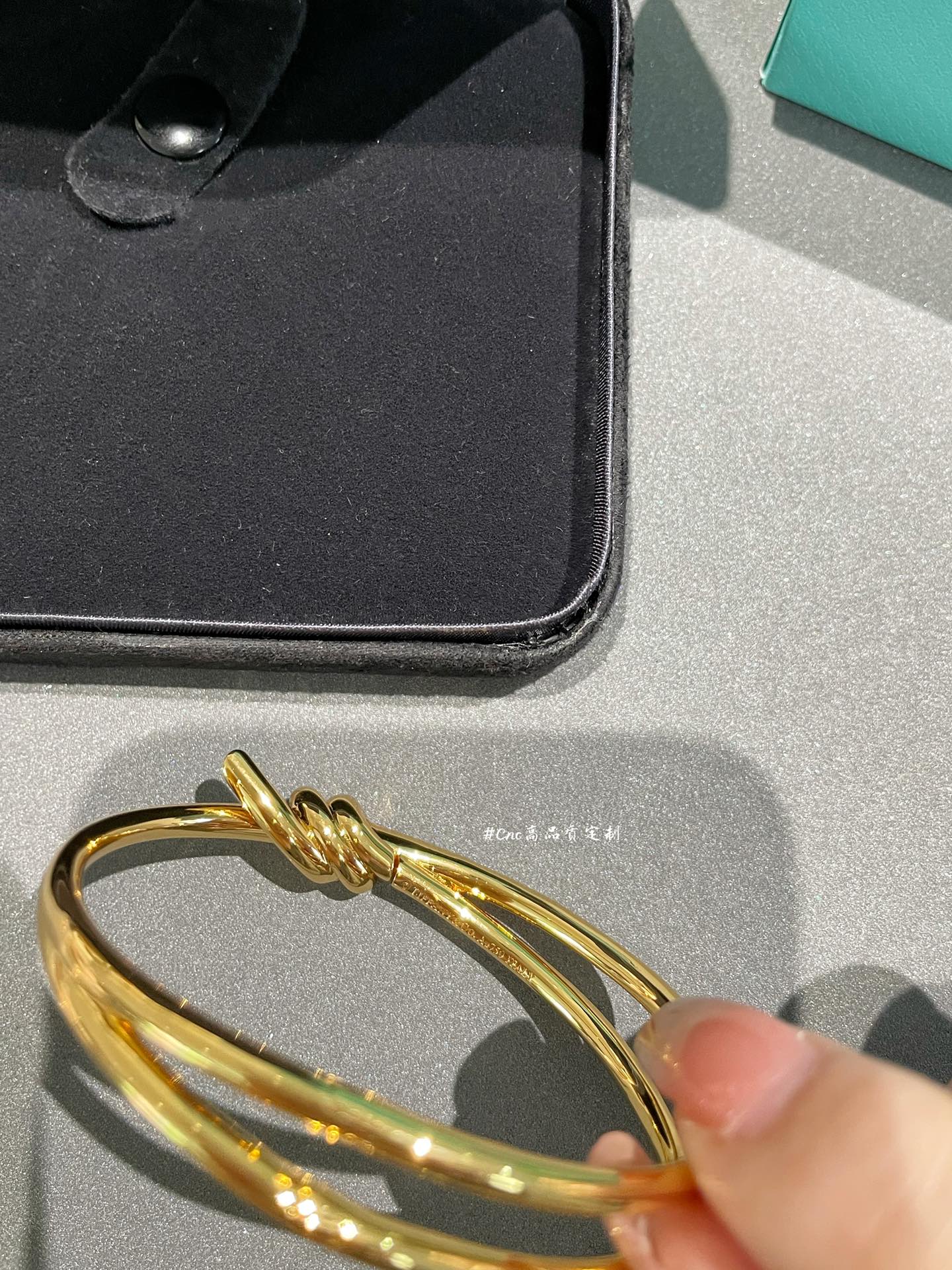 LuxluxHouse Best Quality Accessories Tiffany Bracelet