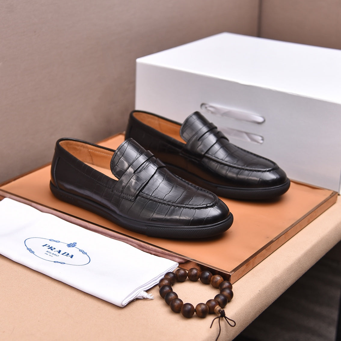 LuxluxHouse Best Quality Shoes Prada