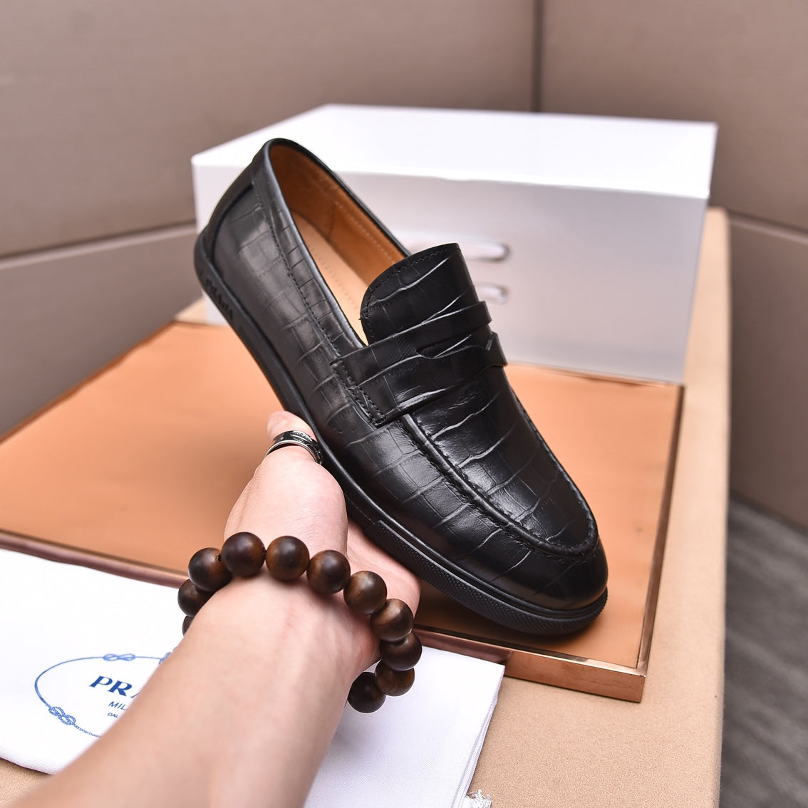 LuxluxHouse Best Quality Shoes Prada