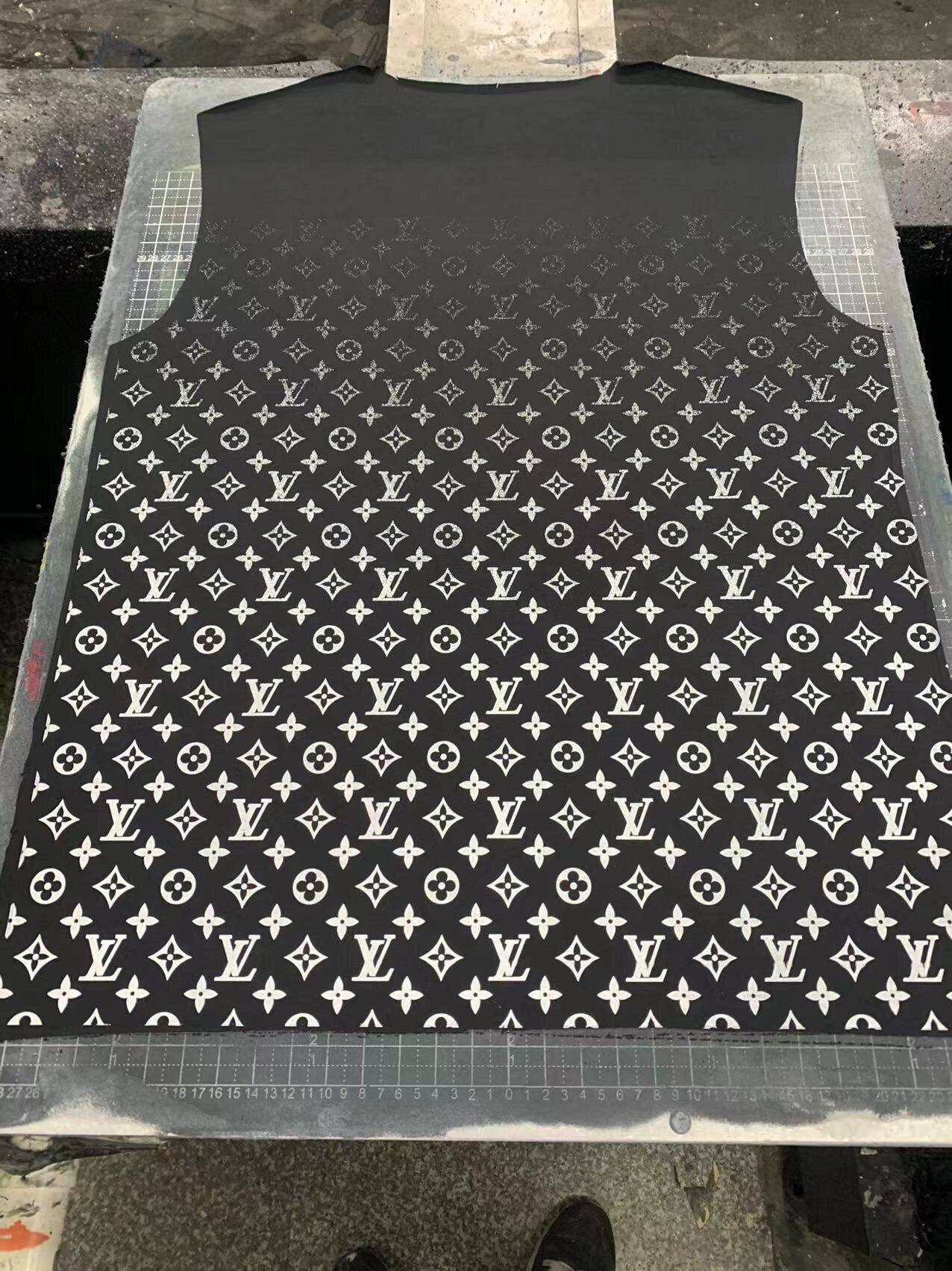 LuxluxHouse Best Quality Clothes T-shirt Louis Vuitton