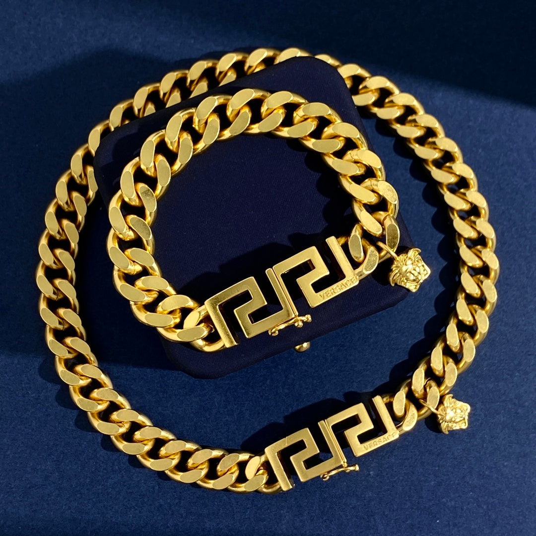 LuxluxHouse Best Quality Accessories Versace