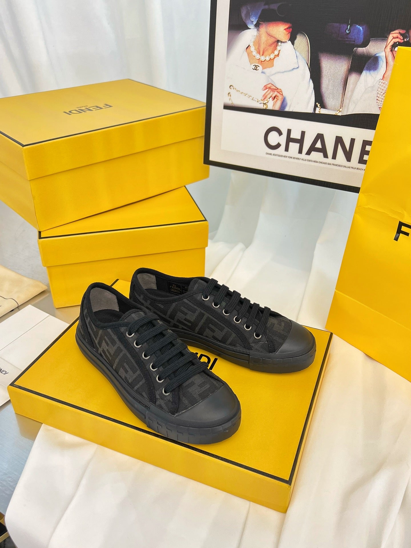 LuxluxHouse Best Quality Shoes Fendi