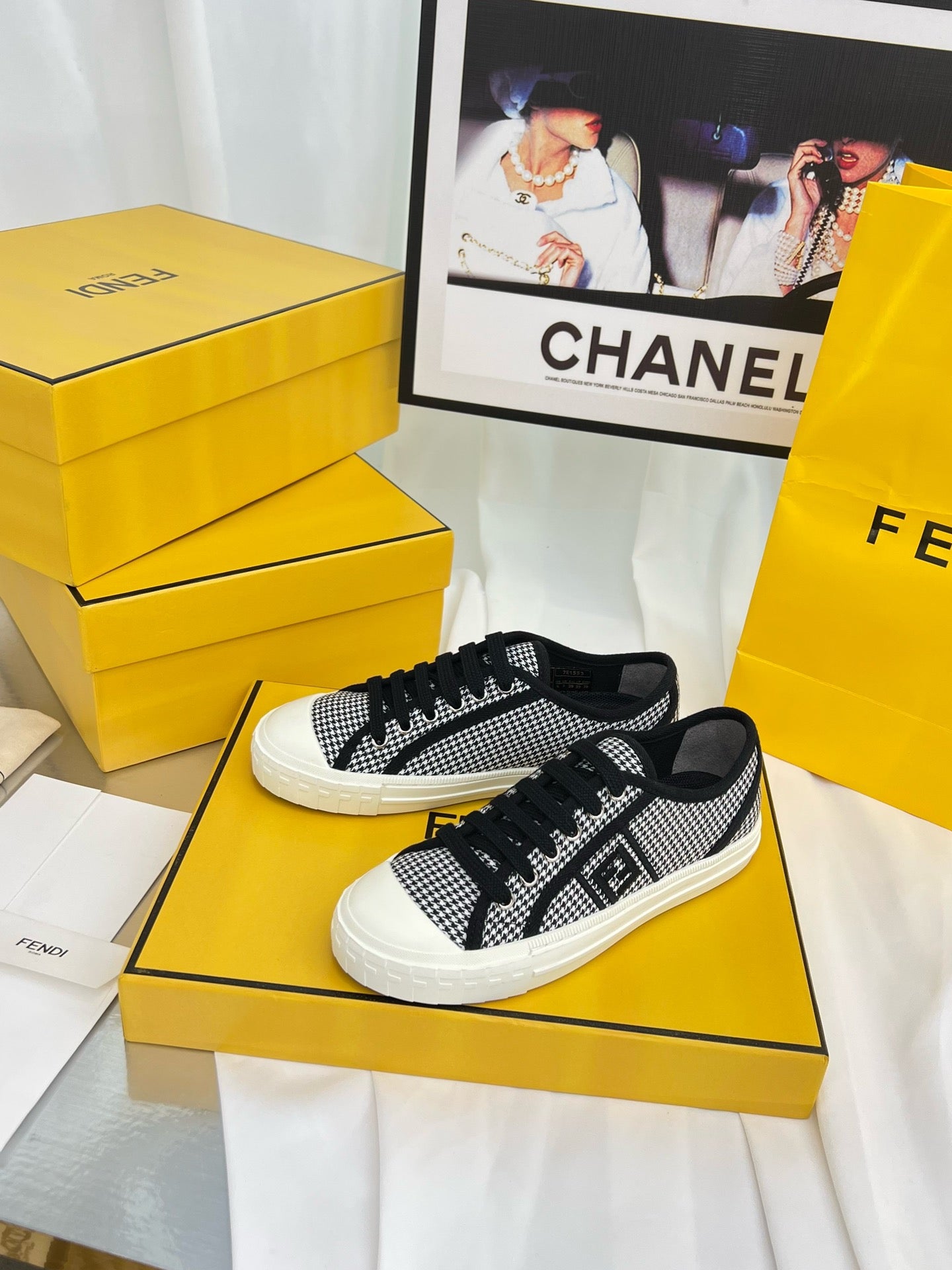 LuxluxHouse Best Quality Shoes Fendi