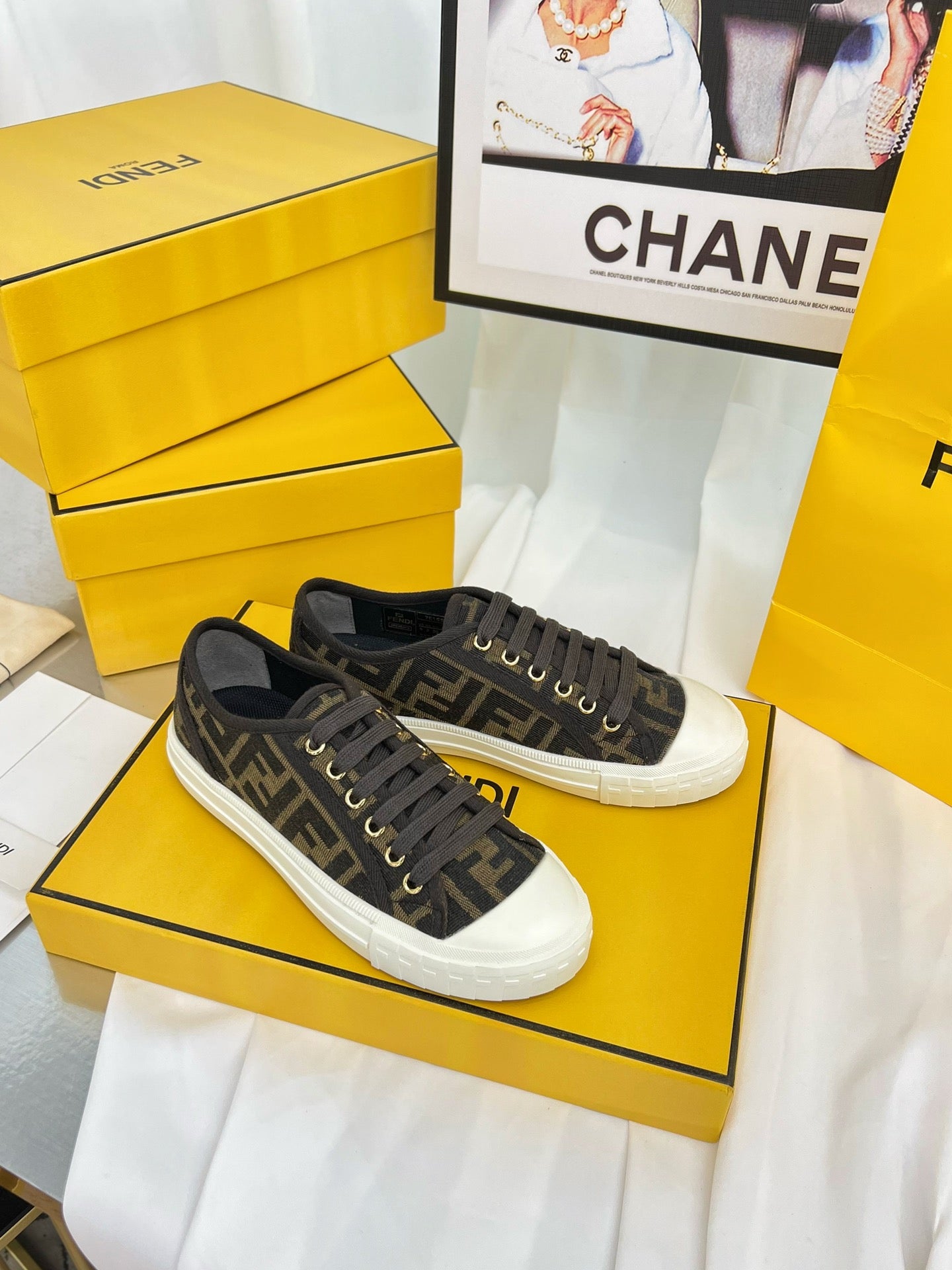 LuxluxHouse Best Quality Shoes Fendi