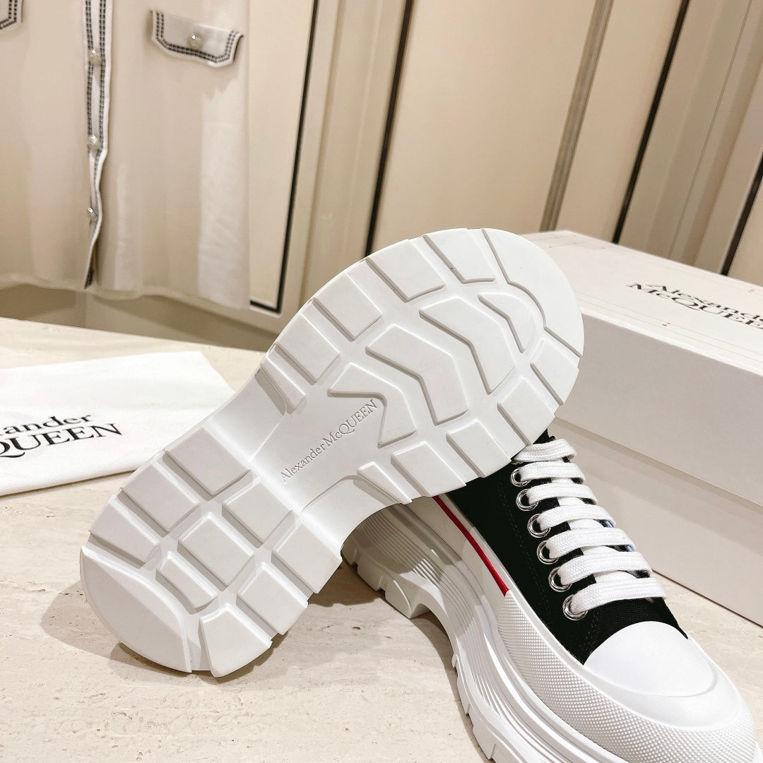 LuxluxHouse Best Quality Shoes Alexander McQueen