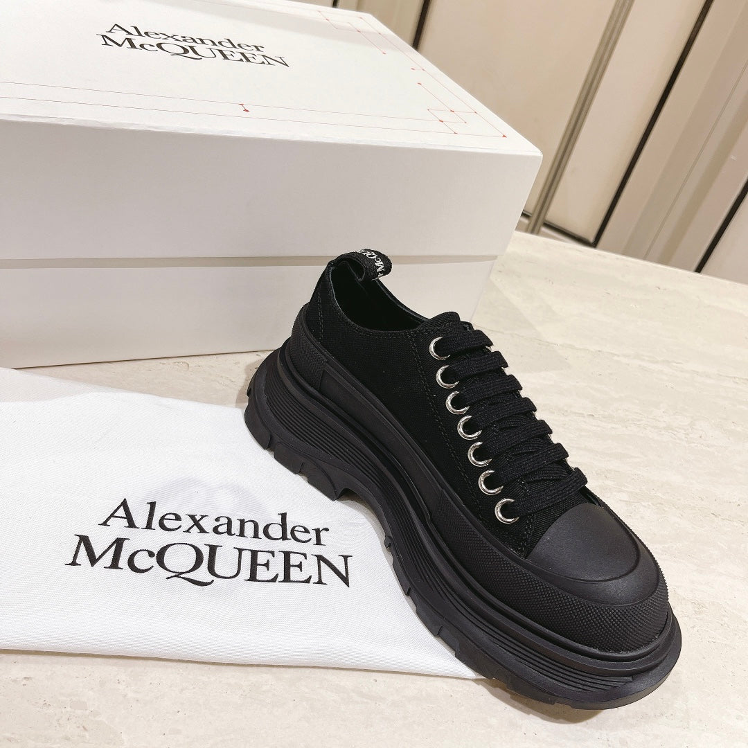 LuxluxHouse Best Quality Shoes Alexander McQueen
