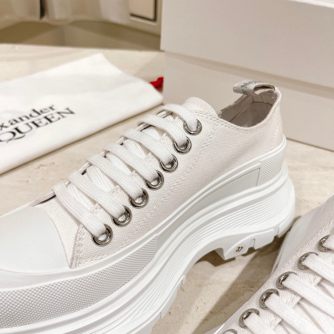 LuxluxHouse Best Quality Shoes Alexander McQueen