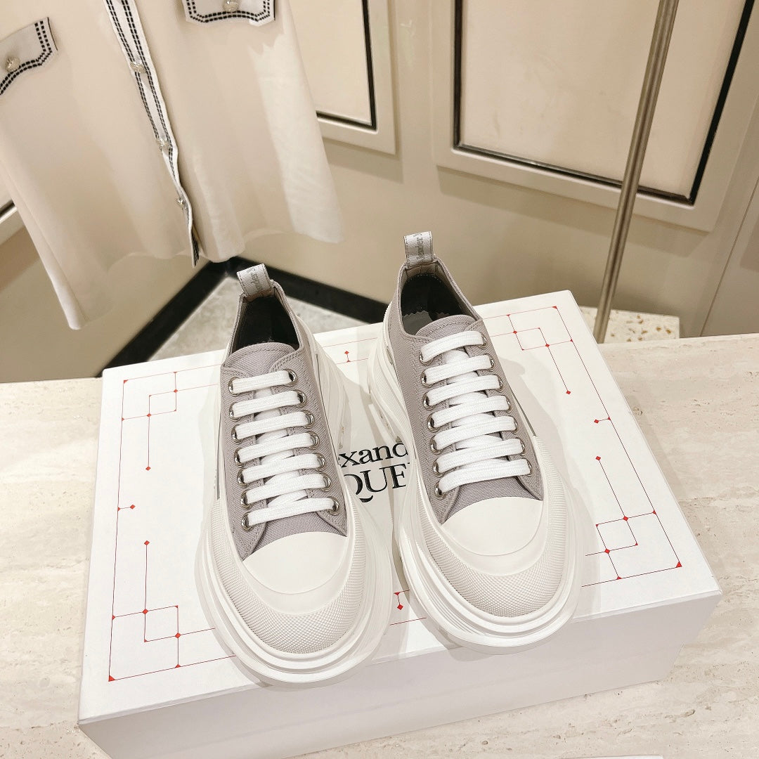 LuxluxHouse Best Quality Shoes Alexander McQueen