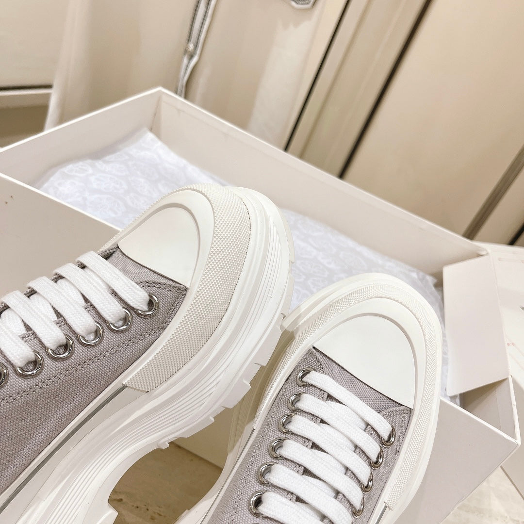 LuxluxHouse Best Quality Shoes Alexander McQueen