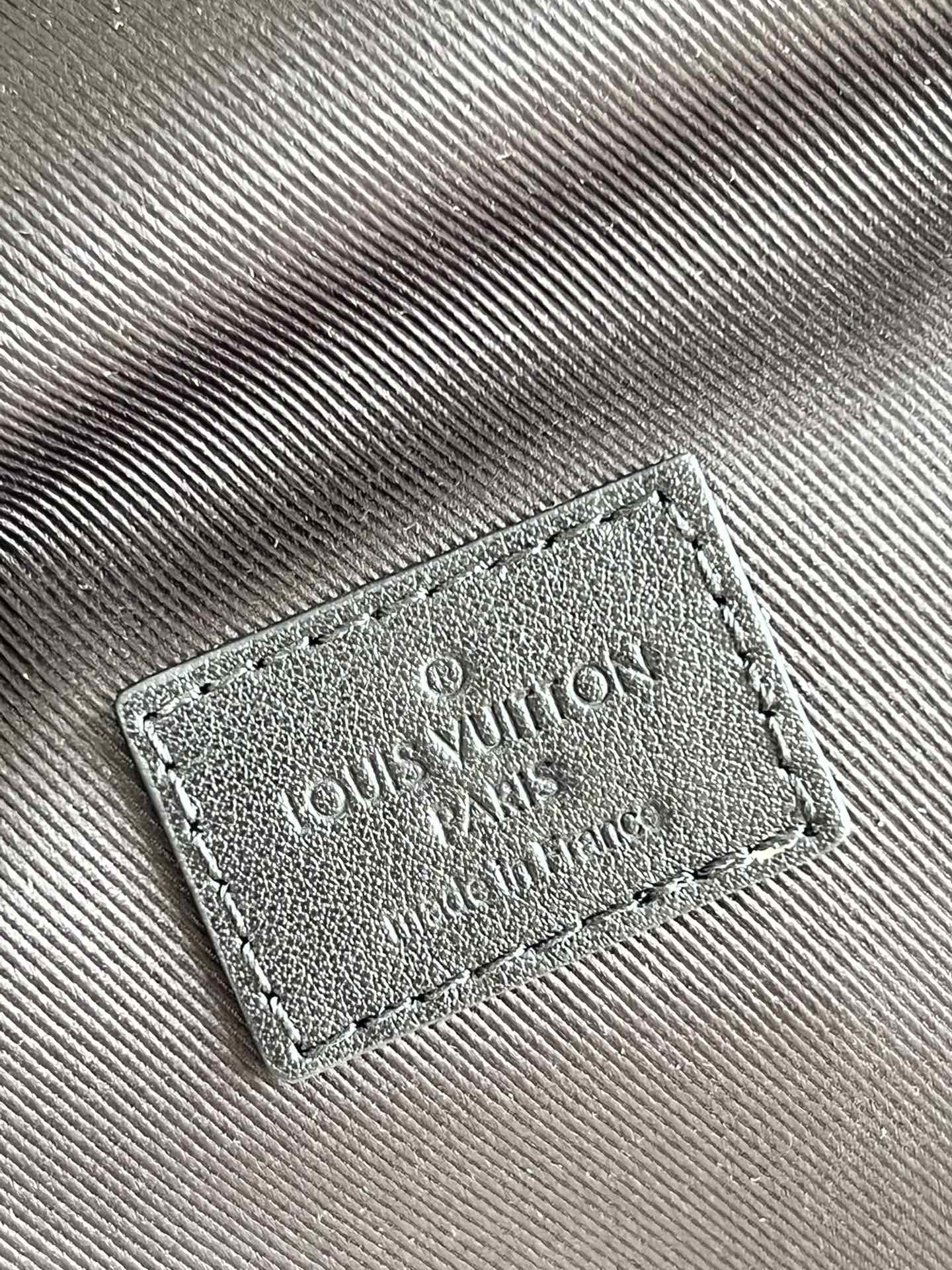 LuxluxHouse Best Quality Bags Louis Vuitton Men