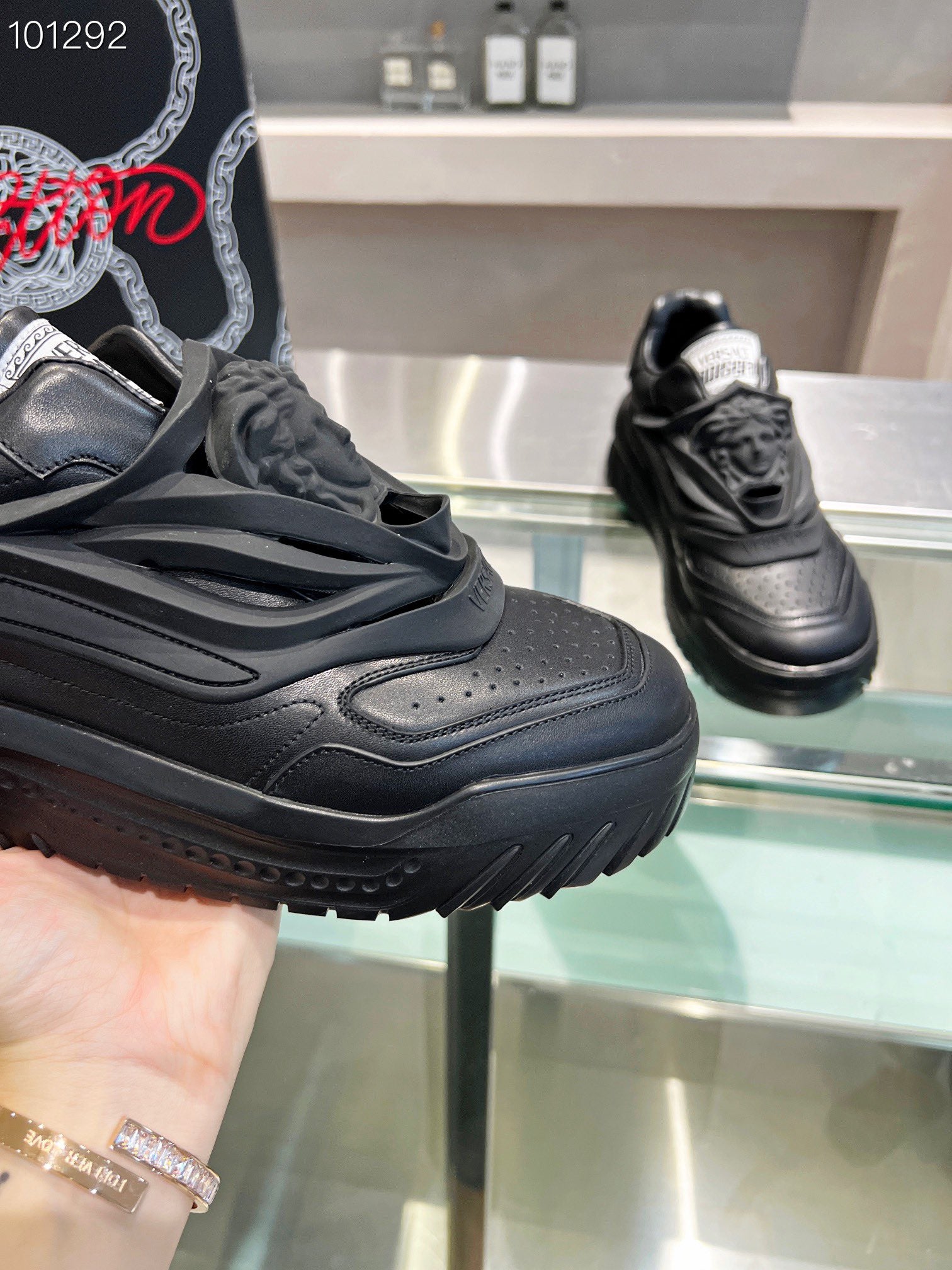 LuxluxHouse Best Quality Shoes Versace