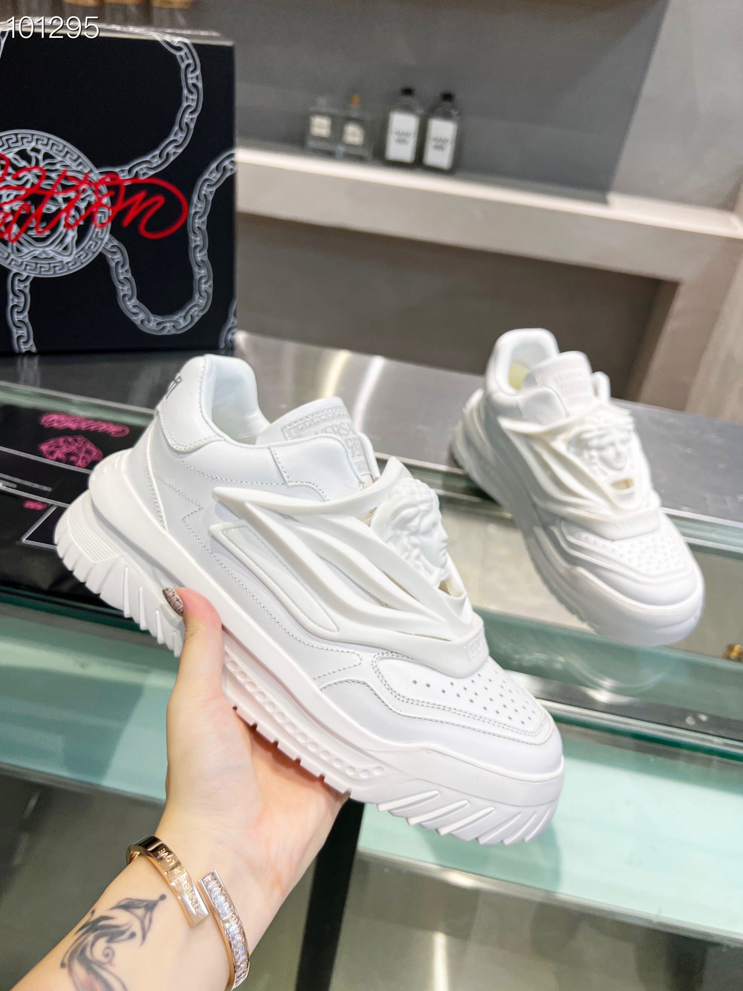 LuxluxHouse Best Quality Shoes Versace