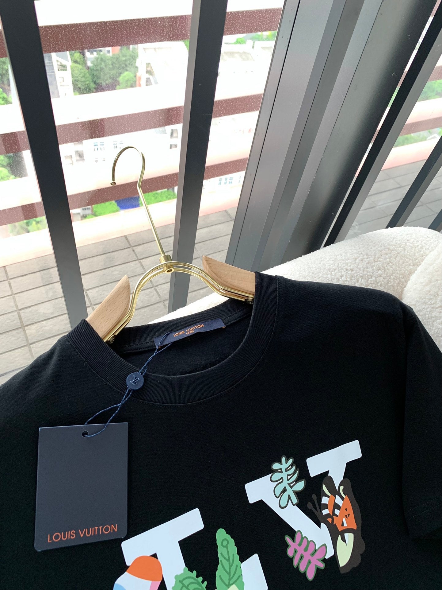 LuxluxHouse Best Quality Clothes T-shirt Louis Vuitton