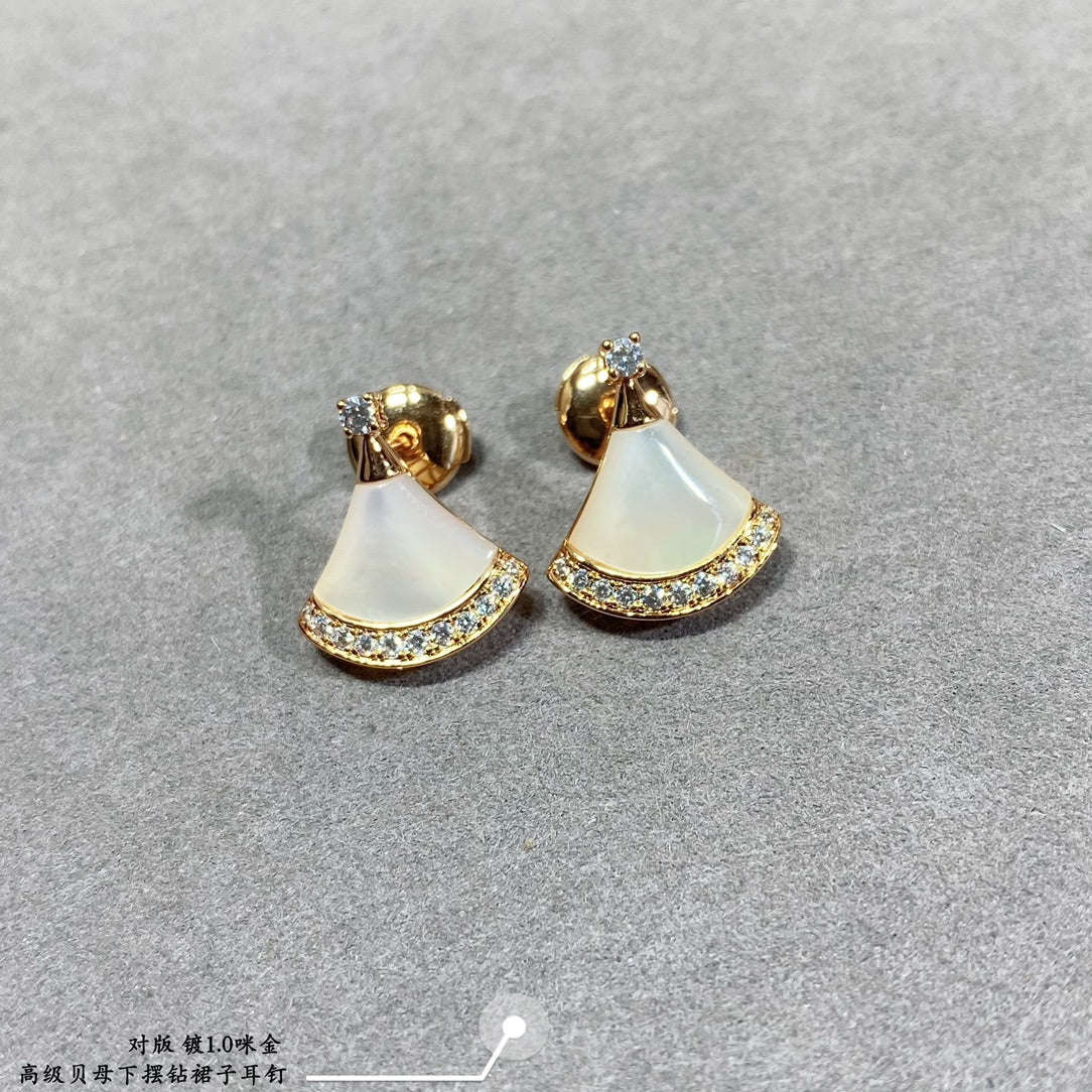 LuxluxHouse Best Quality Accessories Earrings Earrings Bvlgari