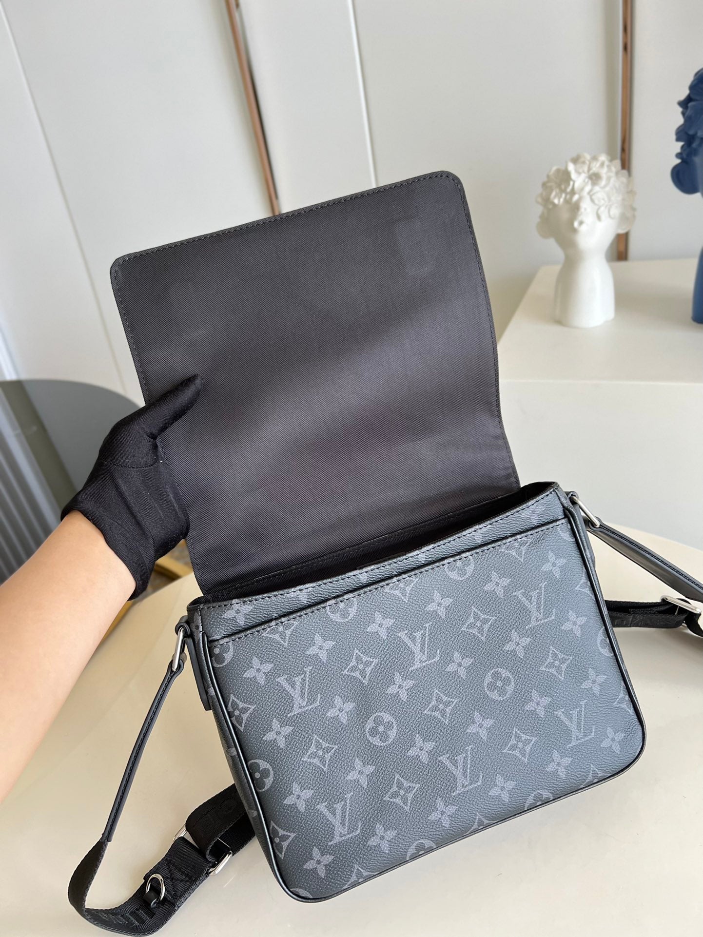 LuxluxHouse Best Quality Bags Louis Vuitton Men