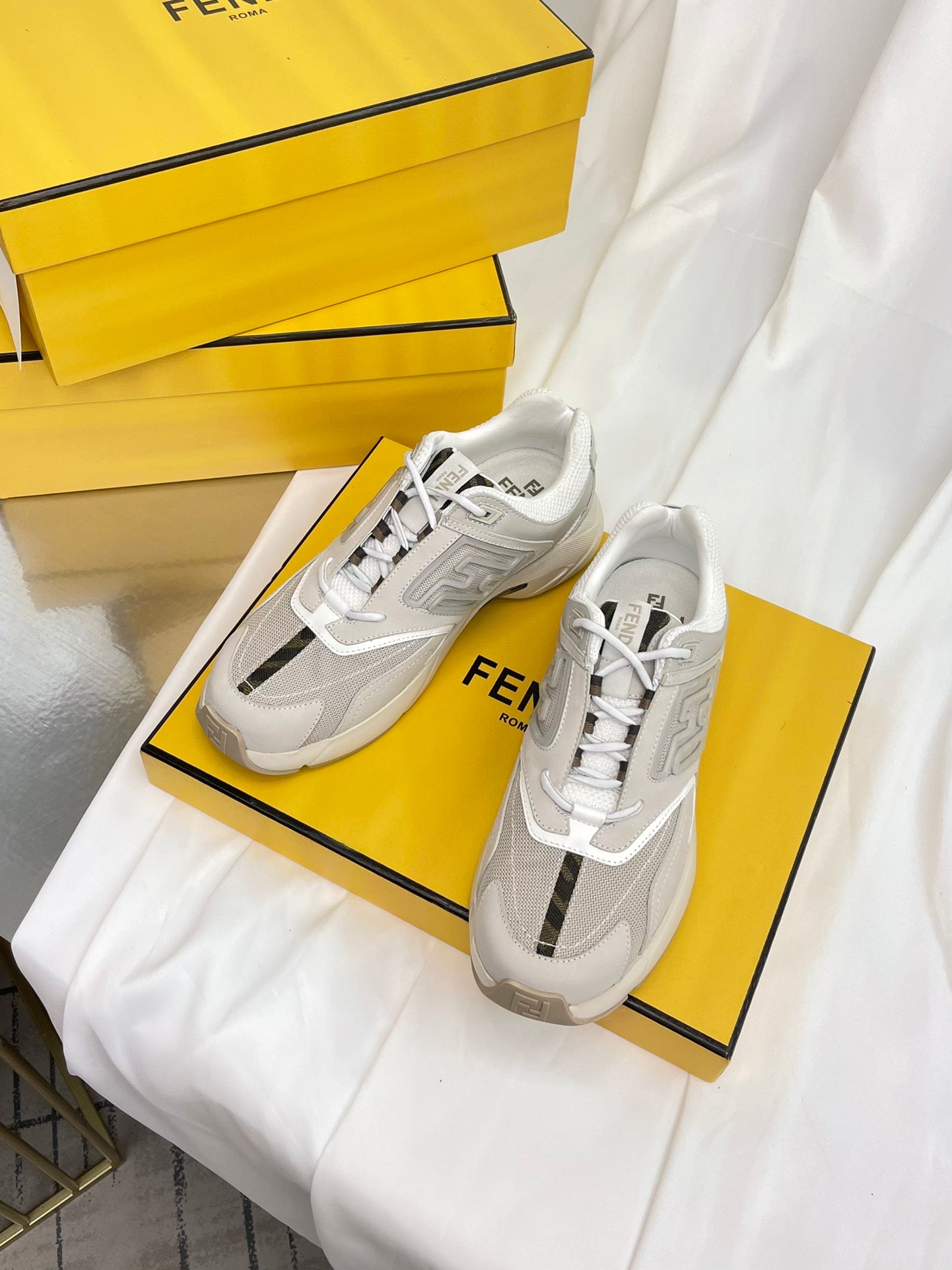 LuxluxHouse Best Quality Shoes Fendi