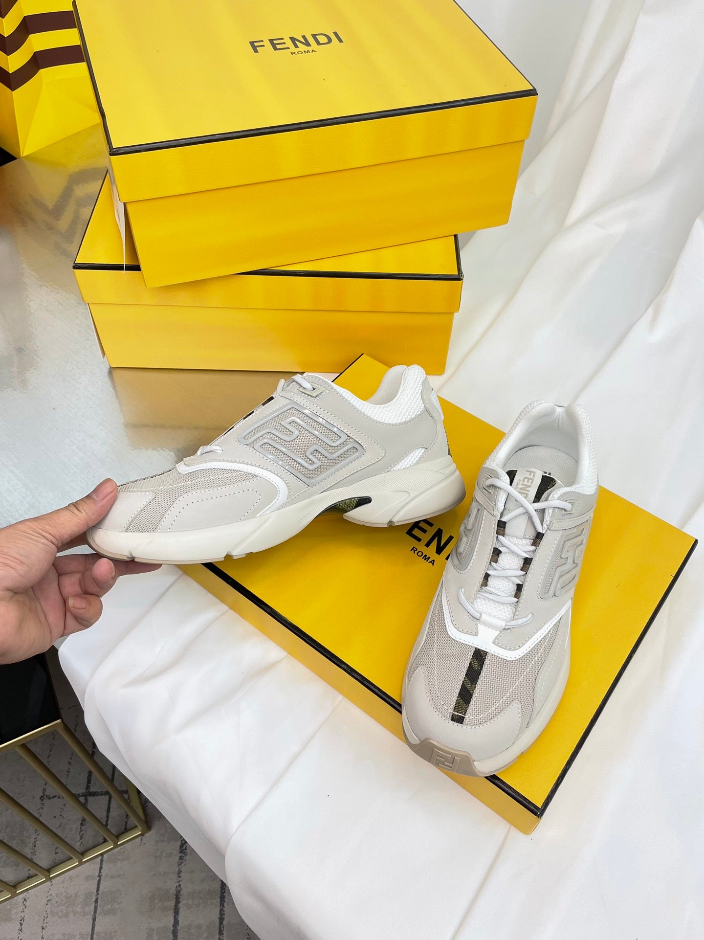 LuxluxHouse Best Quality Shoes Fendi