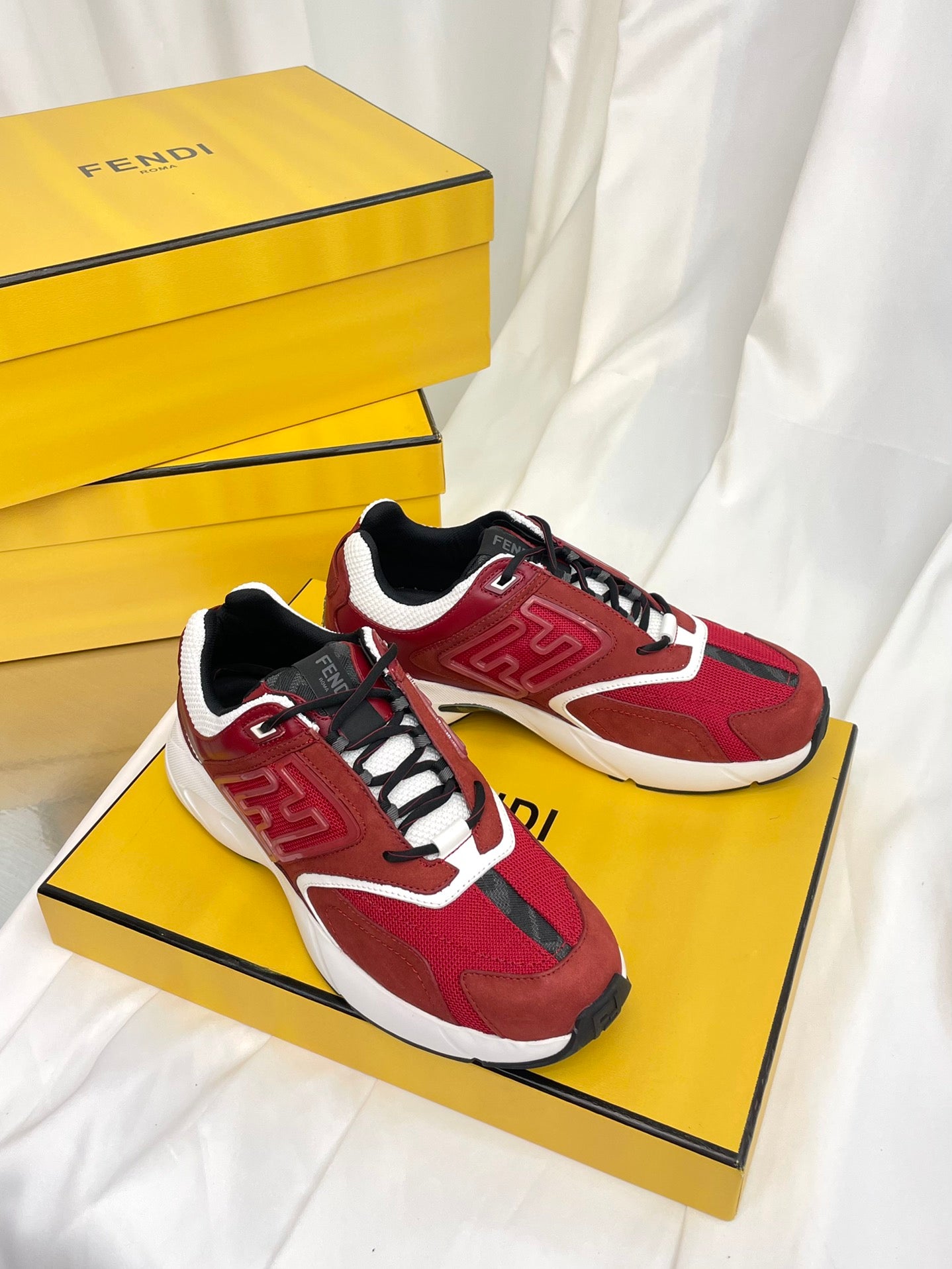 LuxluxHouse Best Quality Shoes Fendi