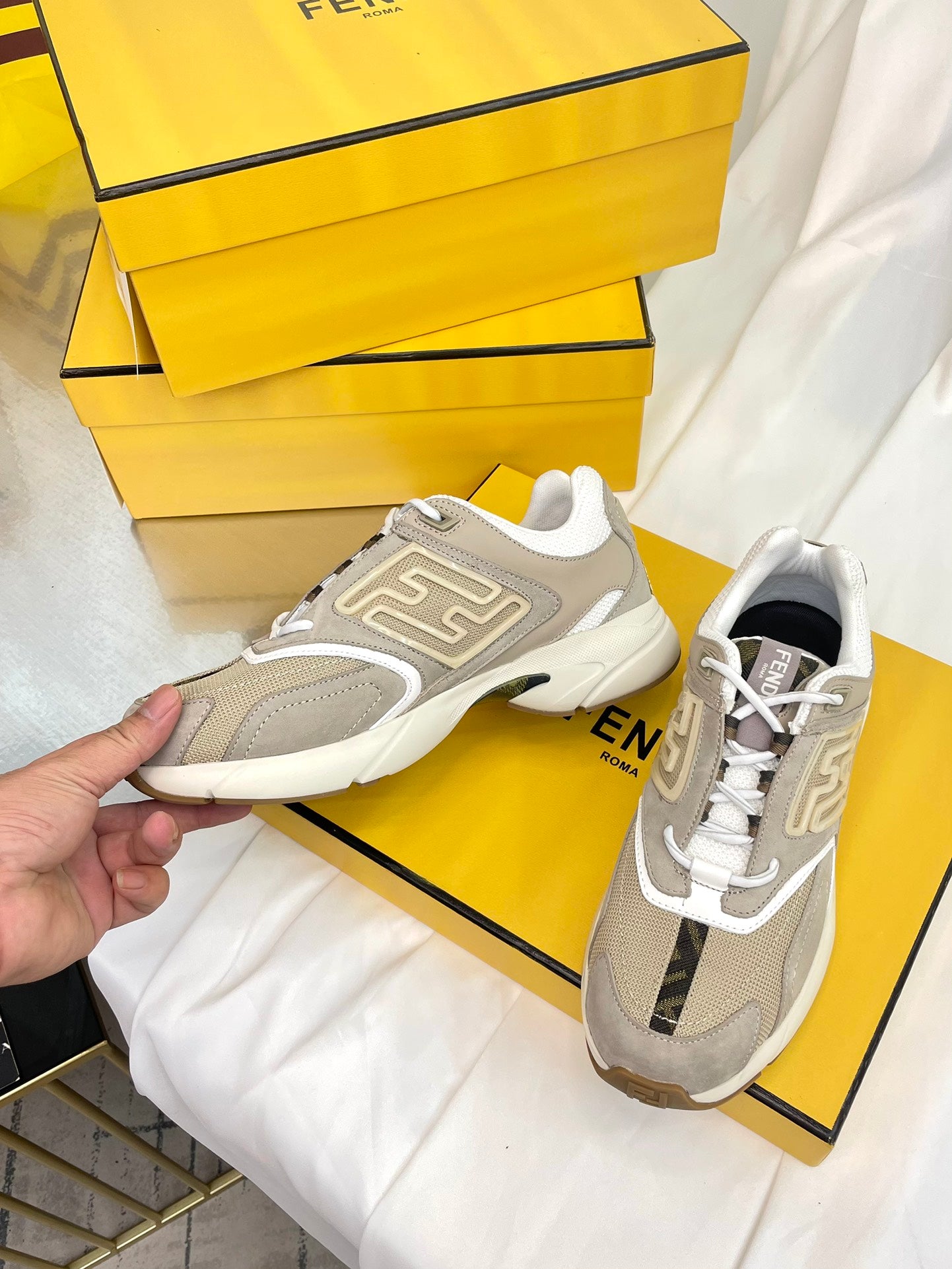 LuxluxHouse Best Quality Shoes Fendi