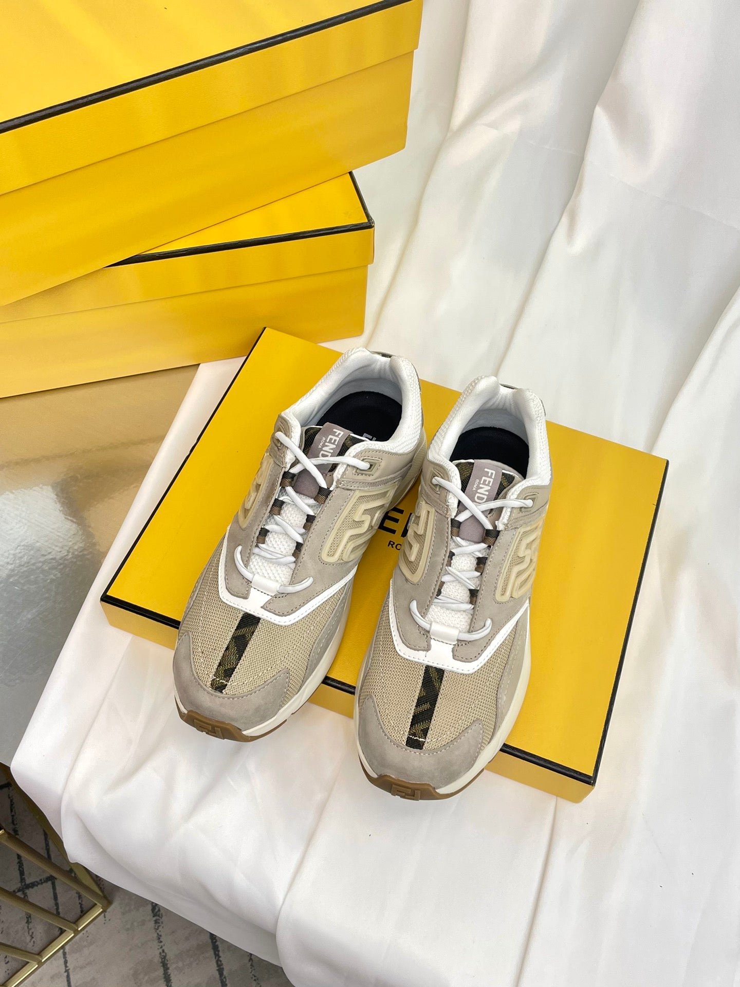 LuxluxHouse Best Quality Shoes Fendi