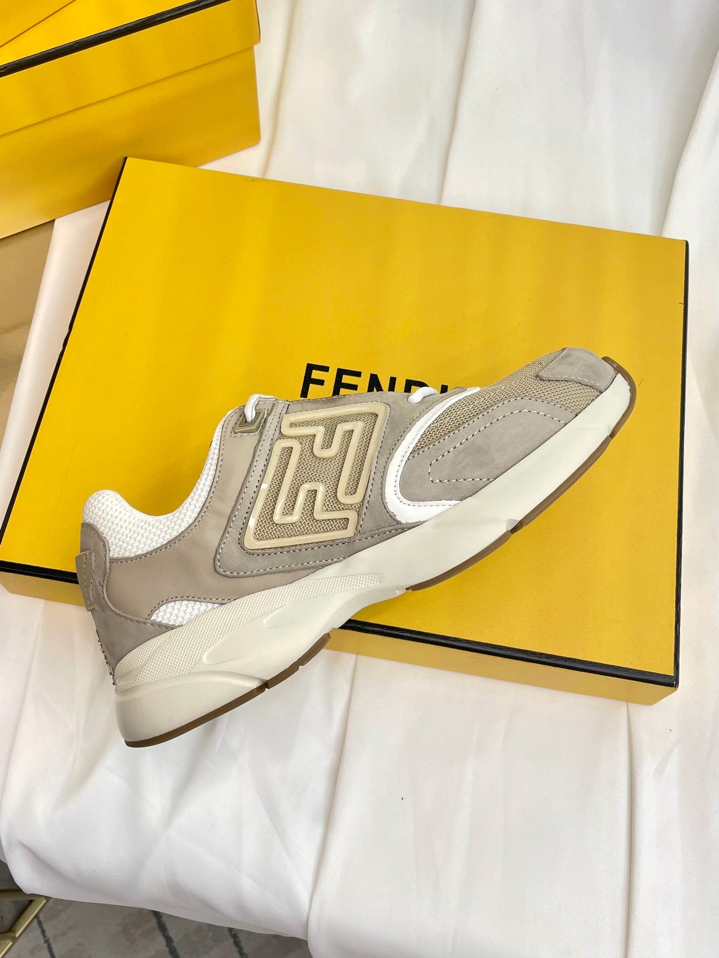 LuxluxHouse Best Quality Shoes Fendi