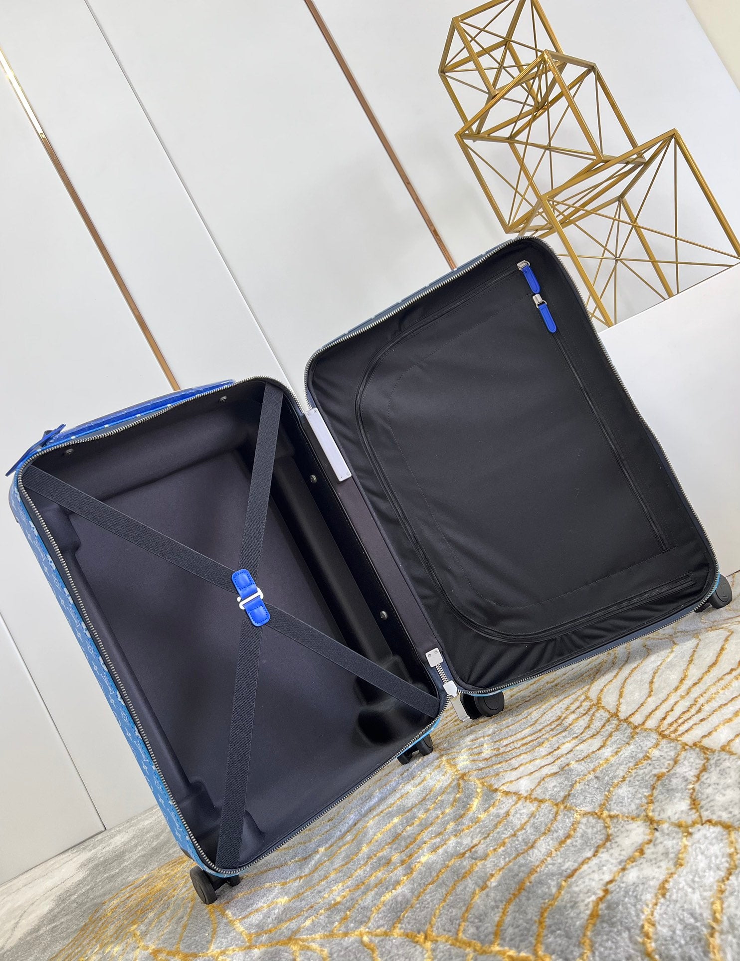 LuxluxHouse Best Quality Bags Luggage