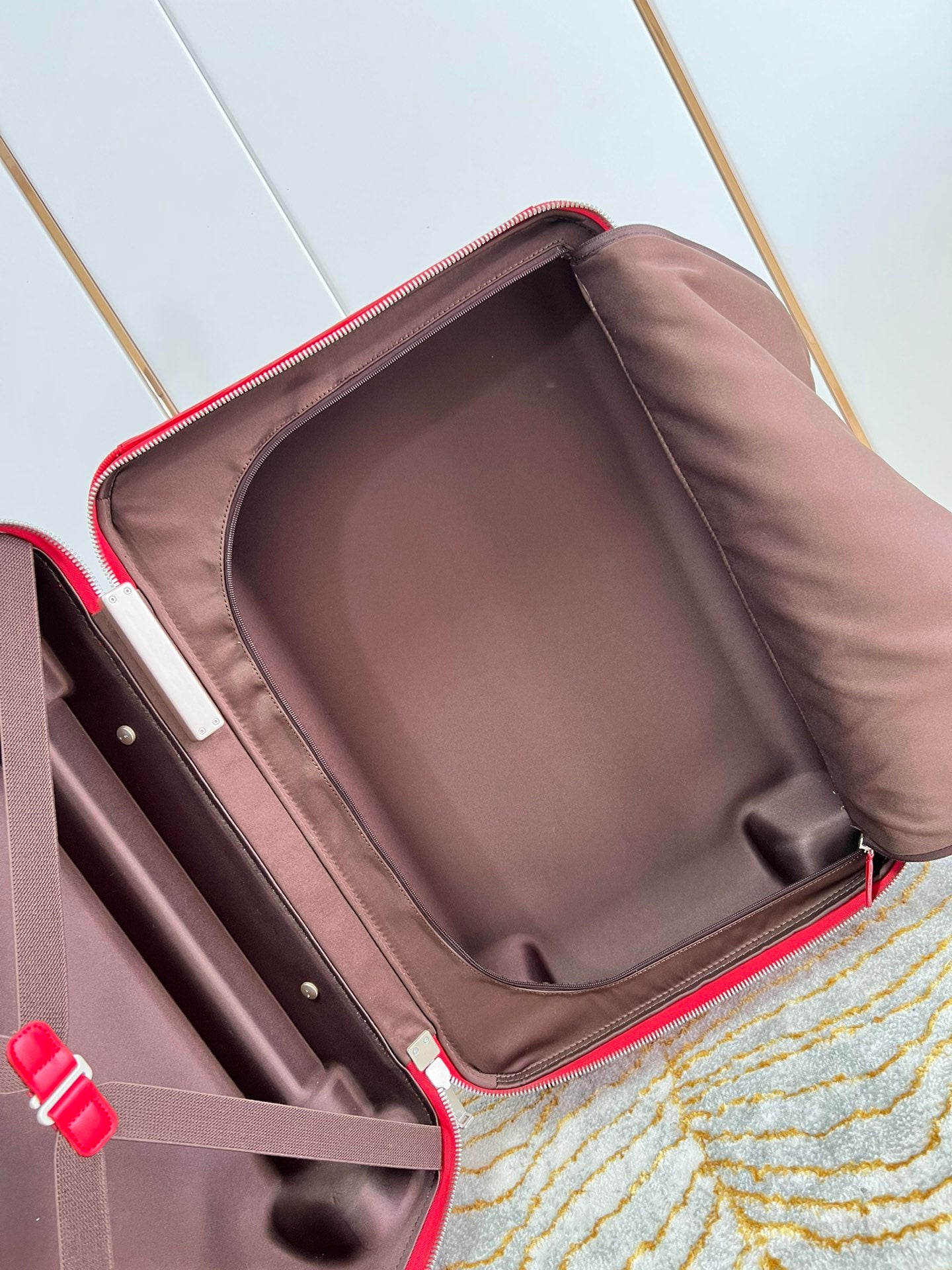 LuxluxHouse Best Quality Bags Luggage