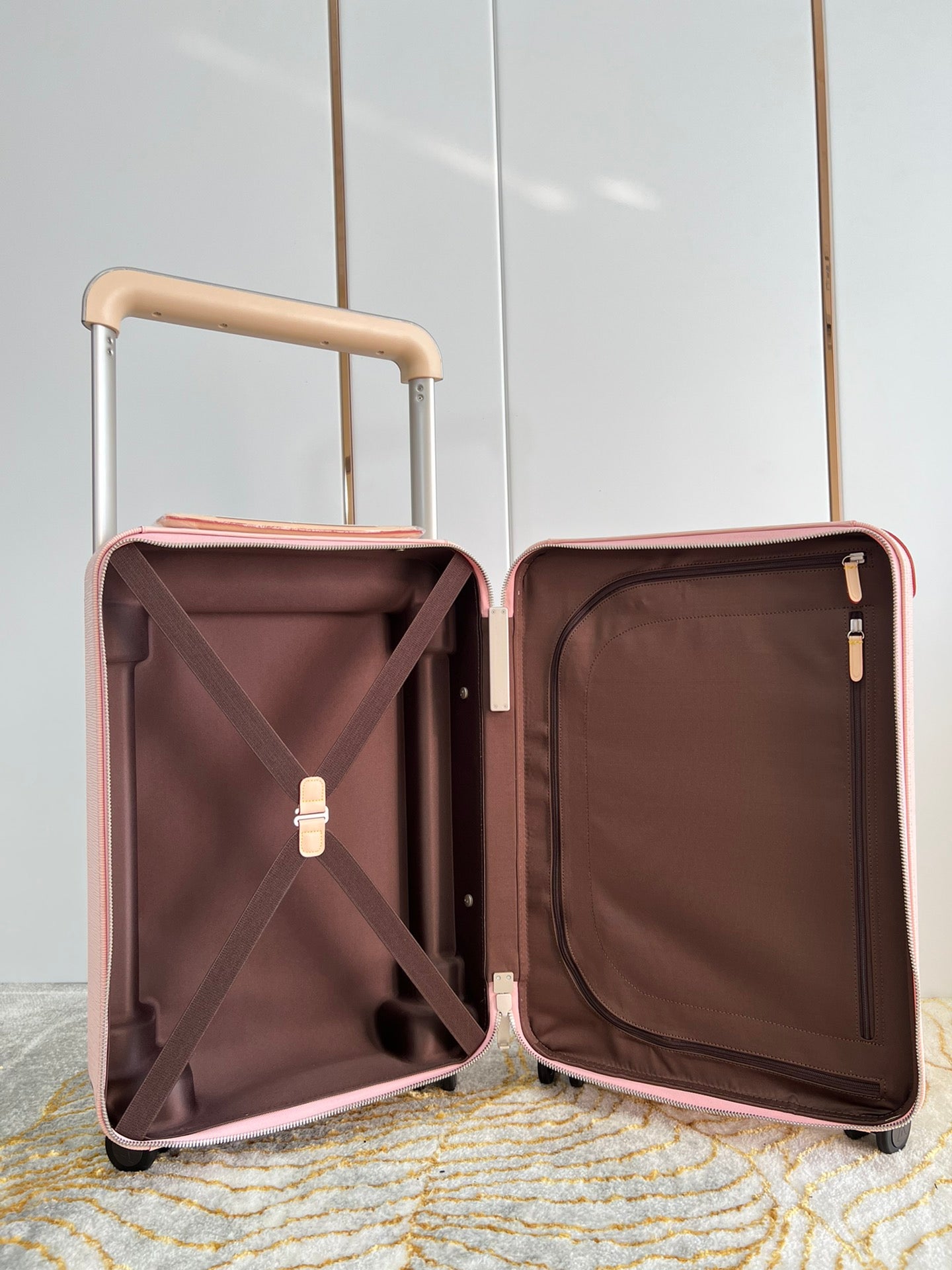 LuxluxHouse Best Quality Bags Luggage