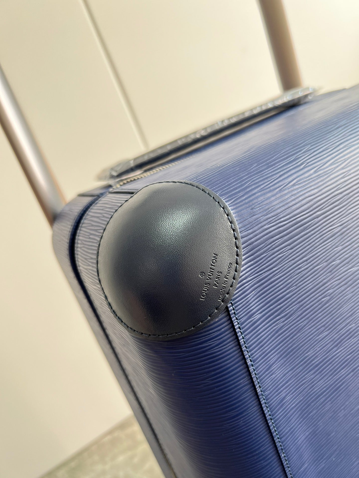 LuxluxHouse Best Quality Bags Luggage