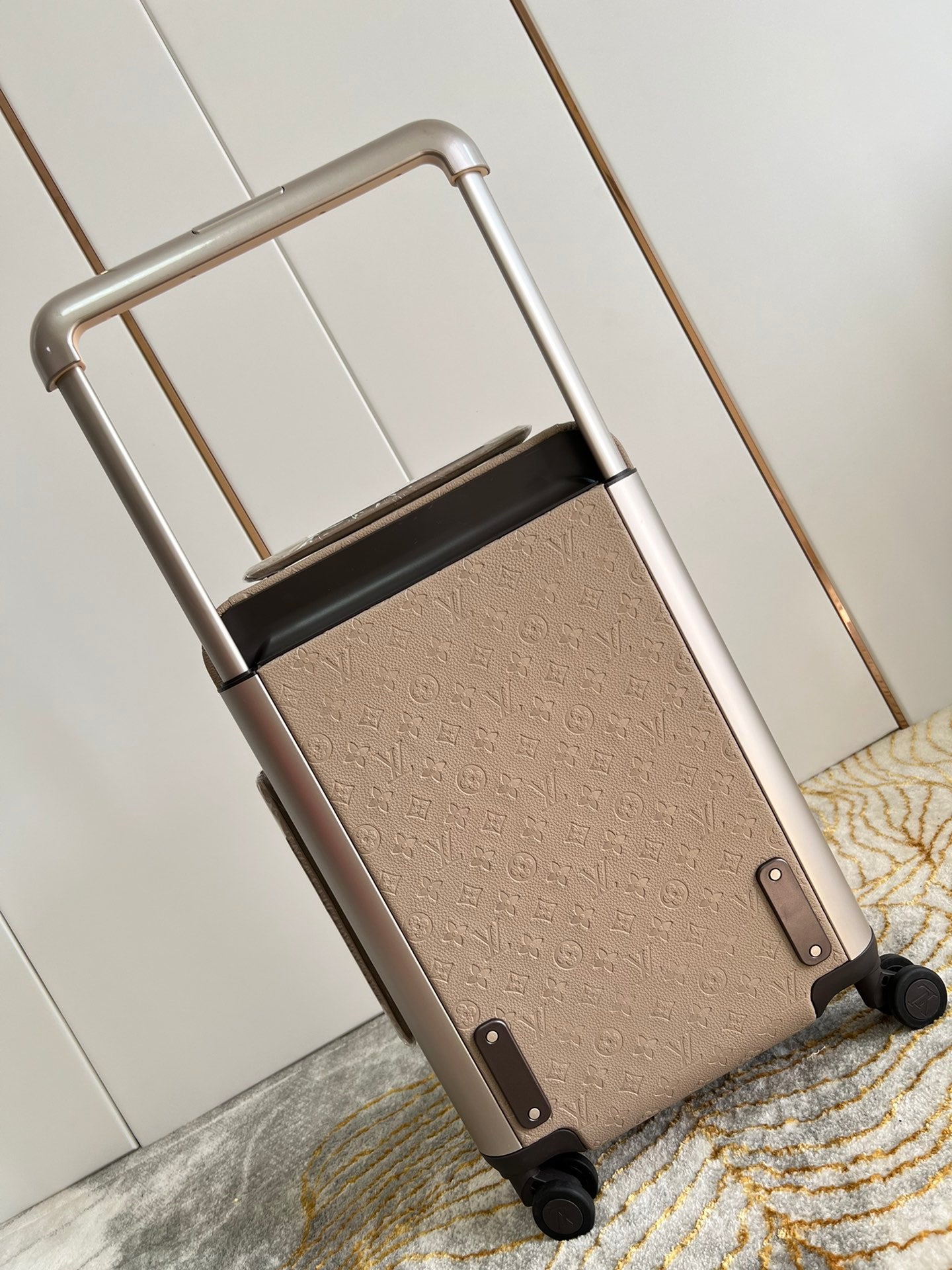 LuxluxHouse Best Quality Bags Luggage