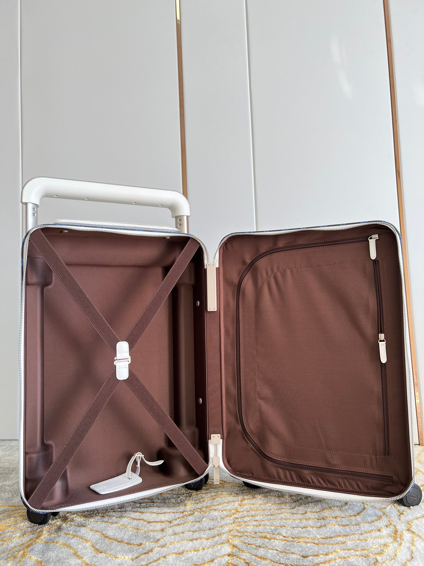 LuxluxHouse Best Quality Bags Luggage