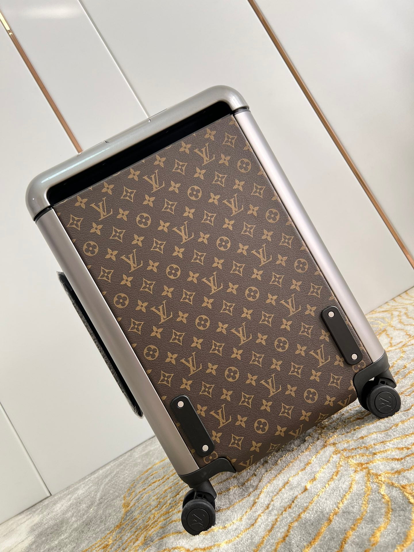 LuxluxHouse Best Quality Bags Luggage