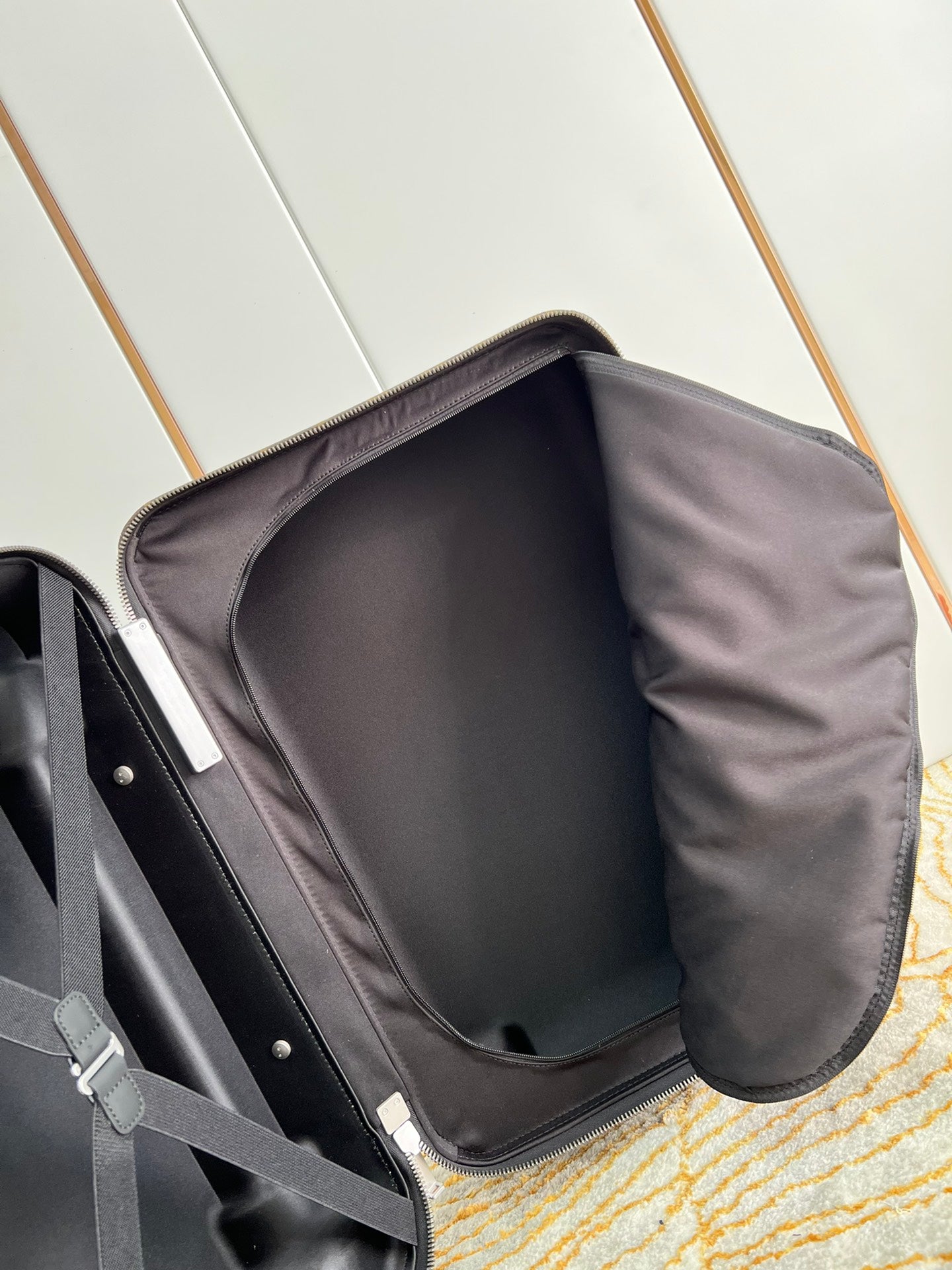 LuxluxHouse Best Quality Bags Luggage