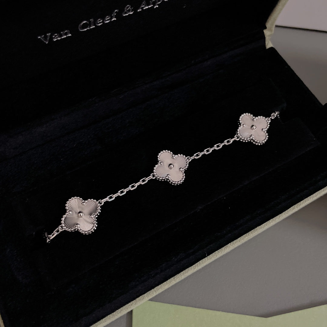 LuxluxHouse Best Quality Accessories Bracelet Van Cleef & Arpels Necklace