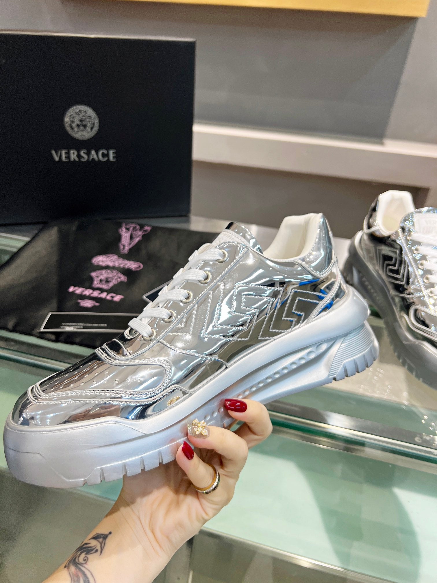 LuxluxHouse Best Quality Shoes Versace