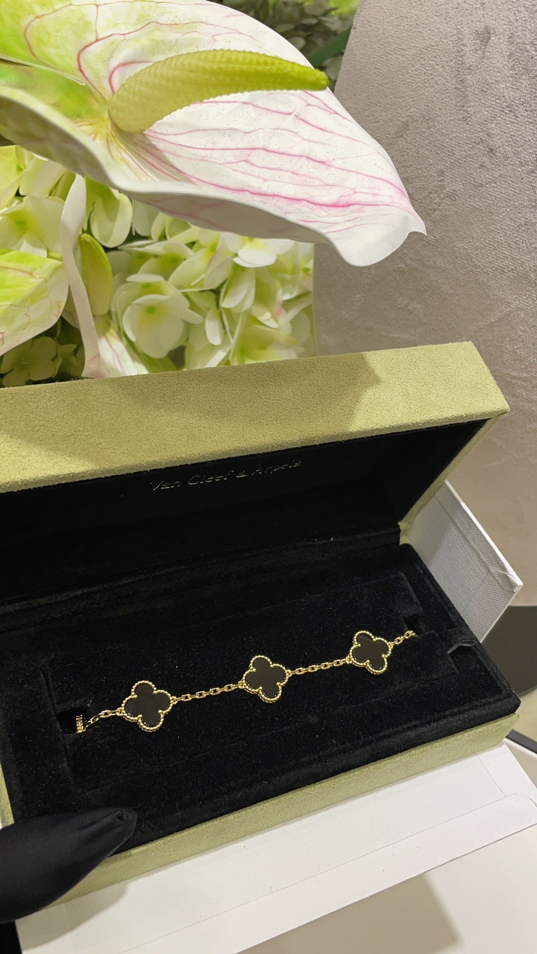 LuxluxHouse Best Quality Accessories Van Cleef & Arpels