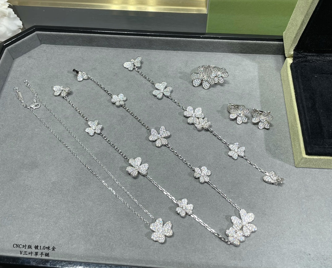 LuxluxHouse Best Quality Accessories Van Cleef & Arpels