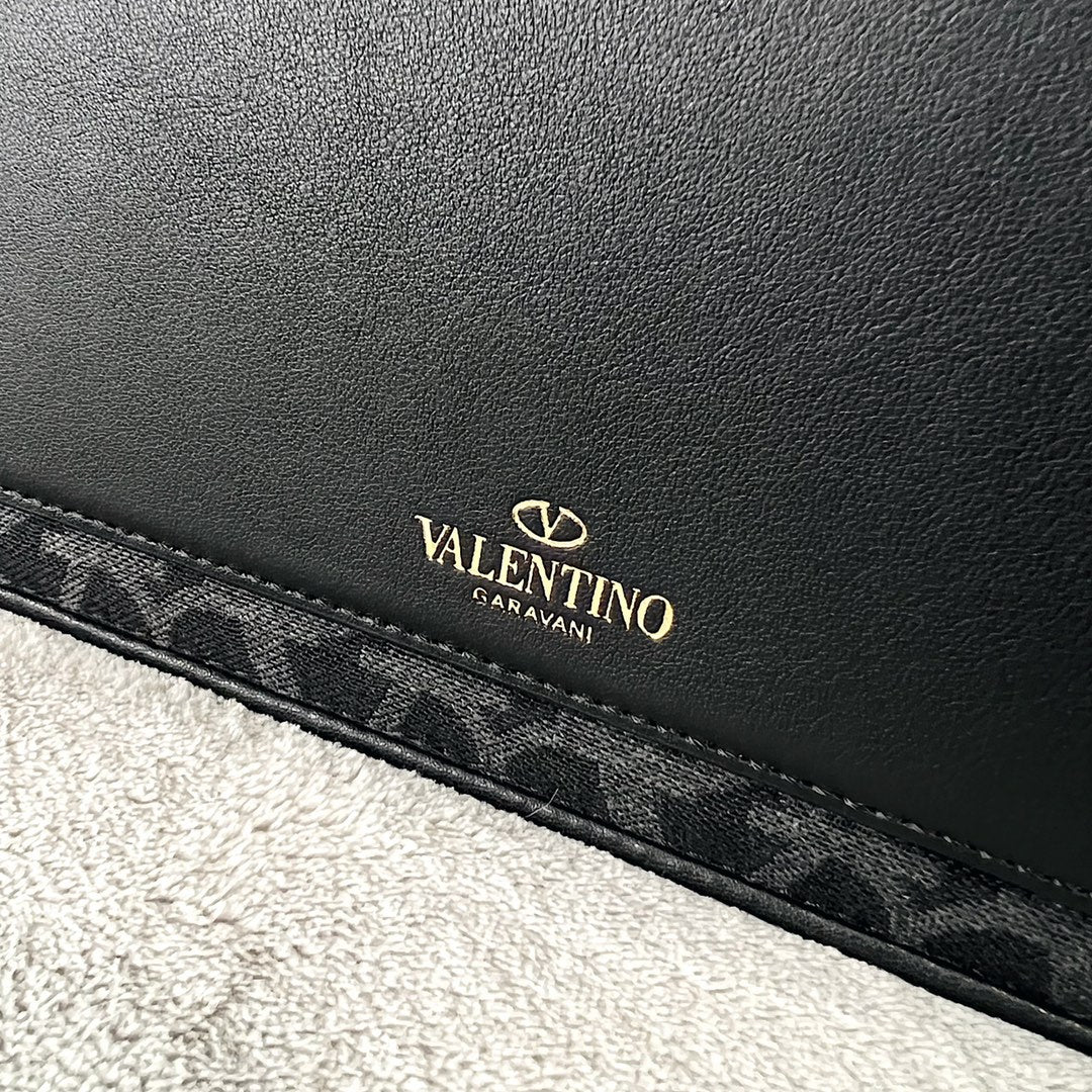 LuxluxHouse Best Quality Bags Valentino Women