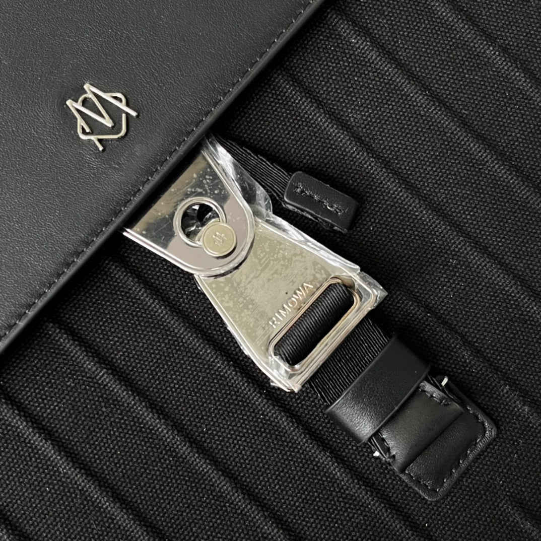 LuxluxHouse Best Quality Bags Luggage