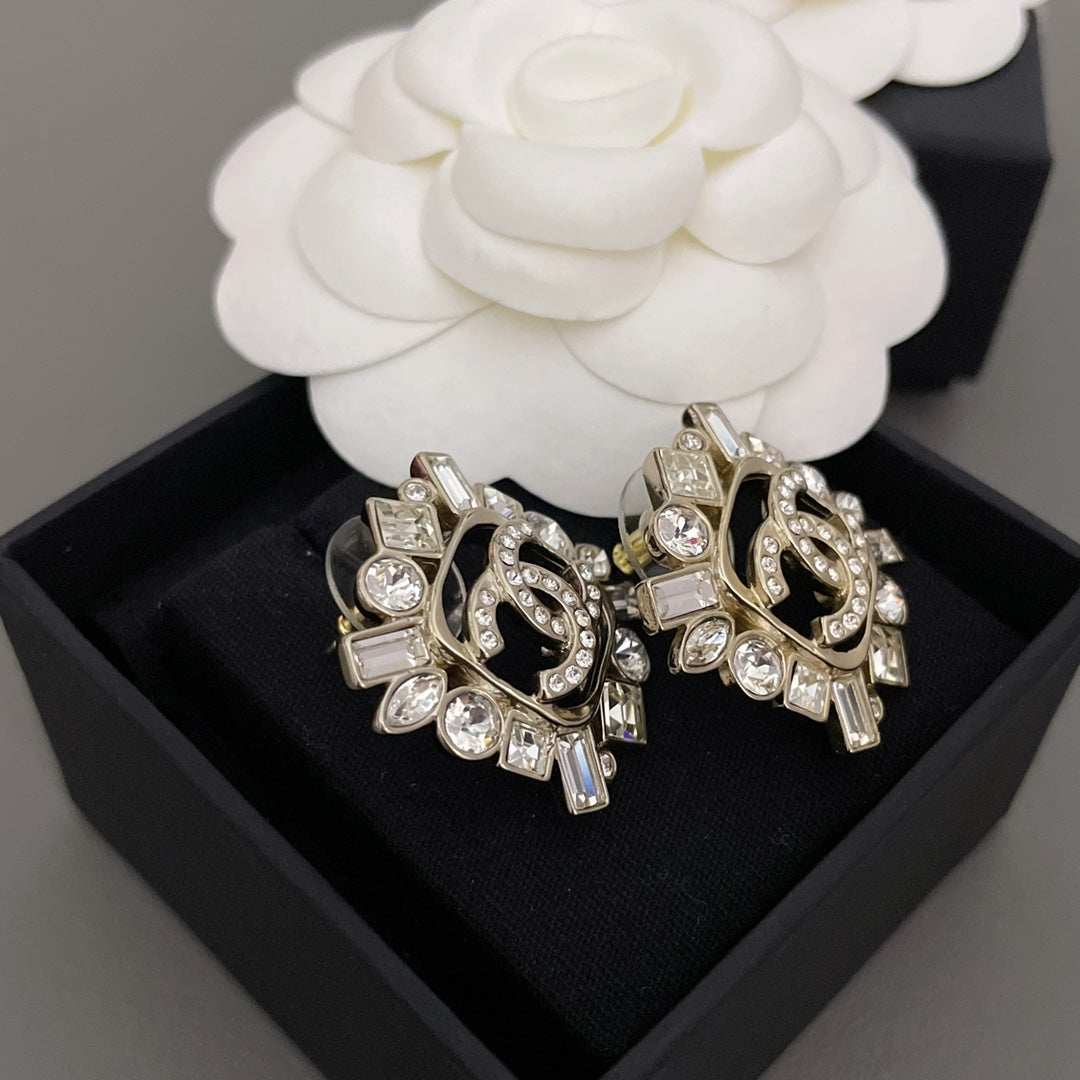 LuxluxHouse Best Quality Accessories Chanel Earrings