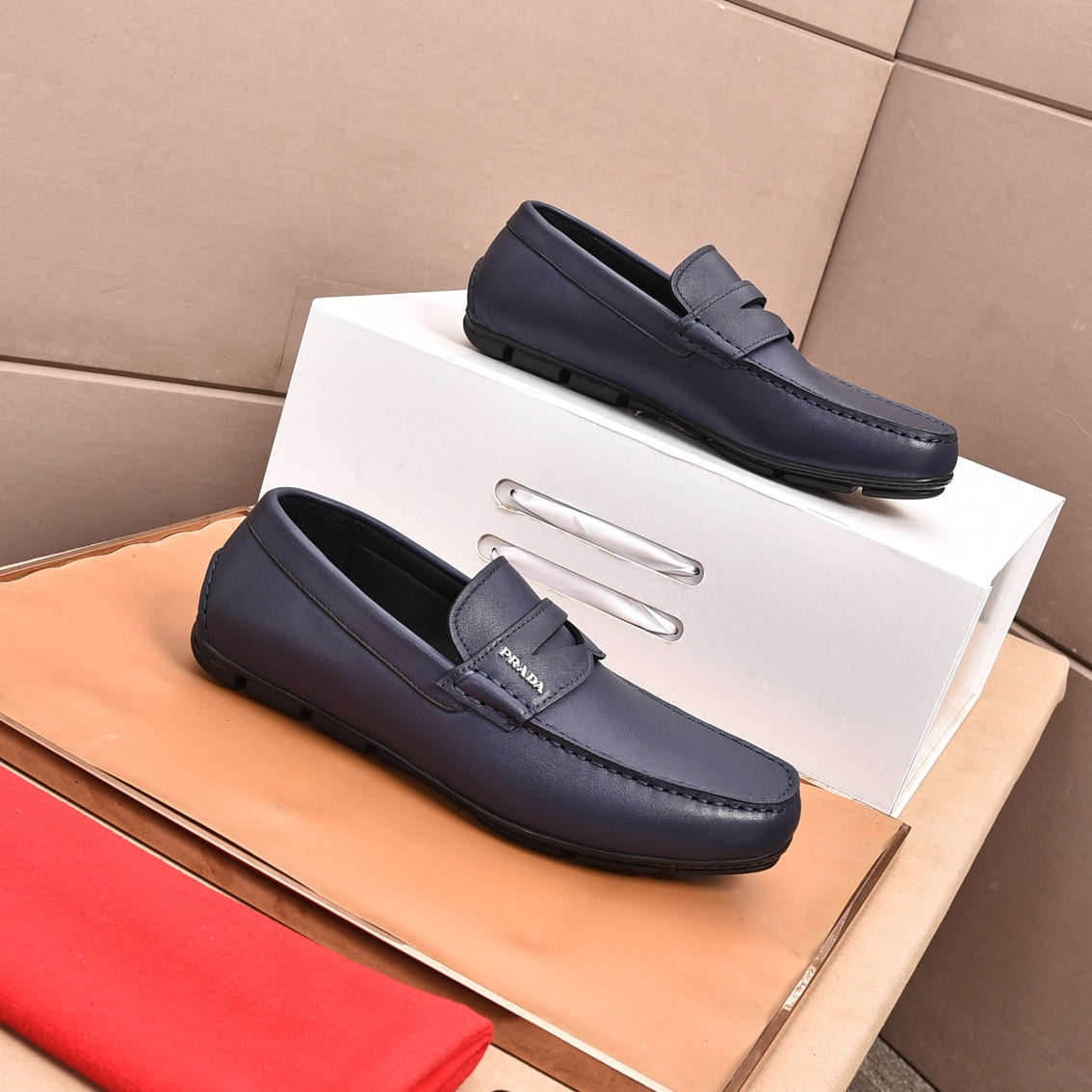 LuxluxHouse Best Quality Shoes Prada