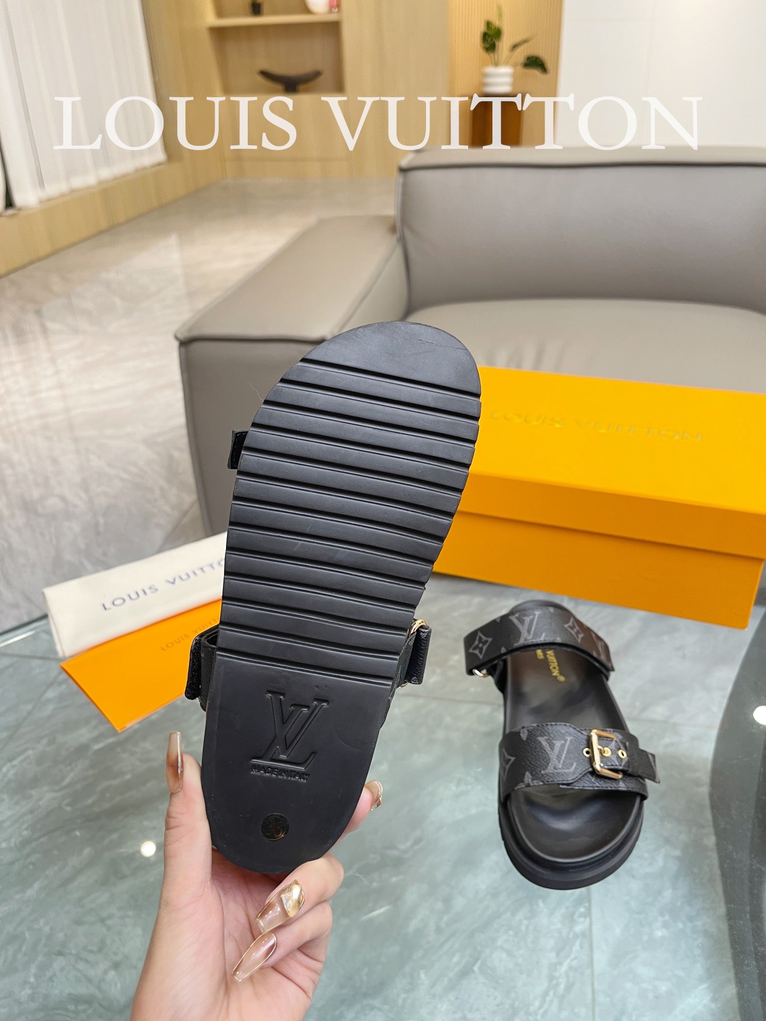 LuxluxHouse Best Quality Sandals Louis Vuitton