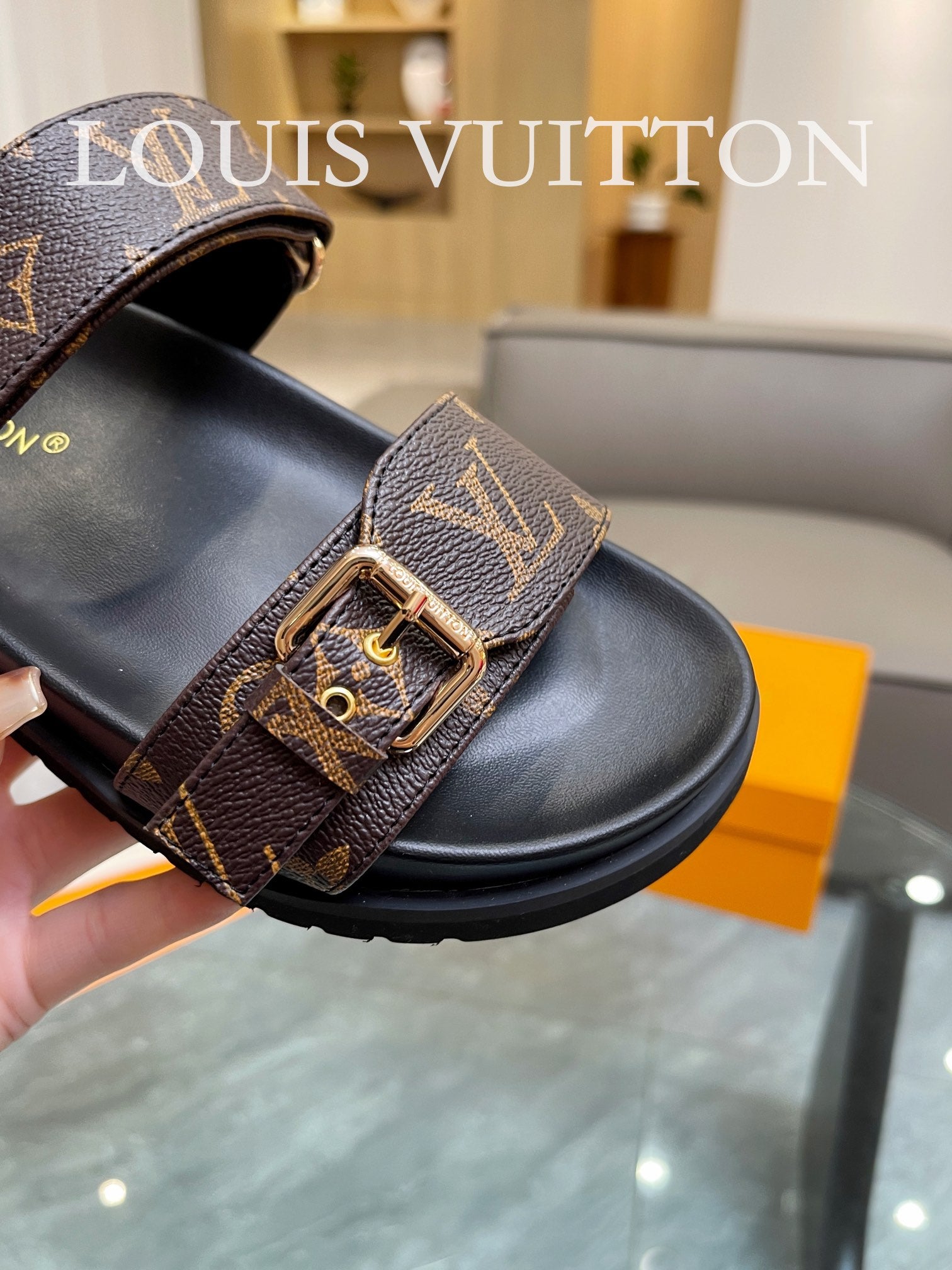 LuxluxHouse Best Quality Sandals Louis Vuitton