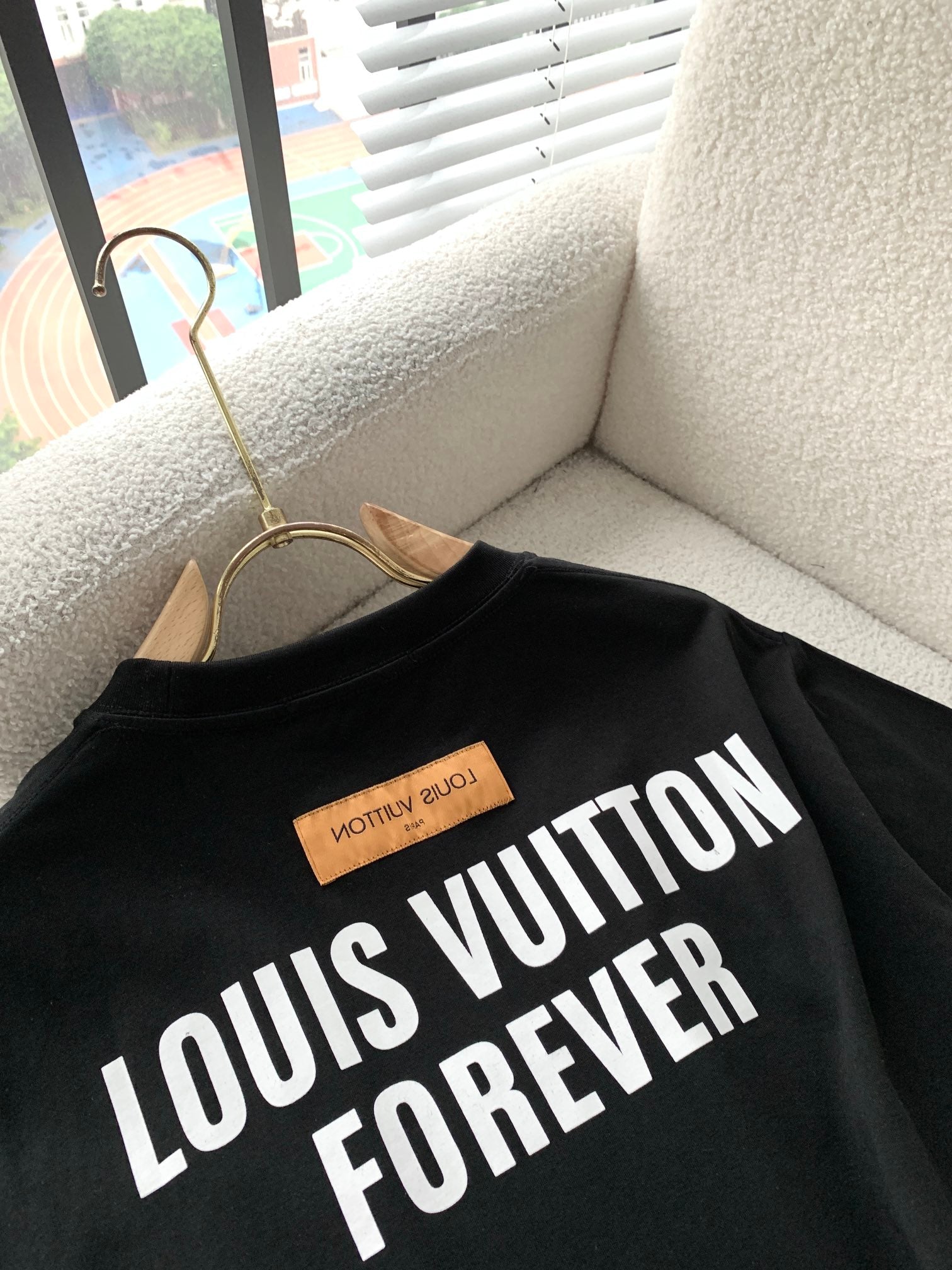 LuxluxHouse Best Quality Clothes T-shirt Louis Vuitton