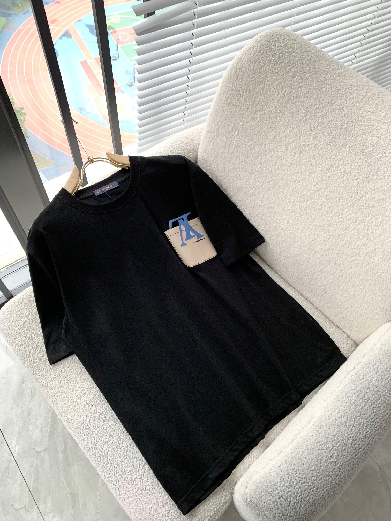 LuxluxHouse Best Quality Clothes T-shirt Louis Vuitton