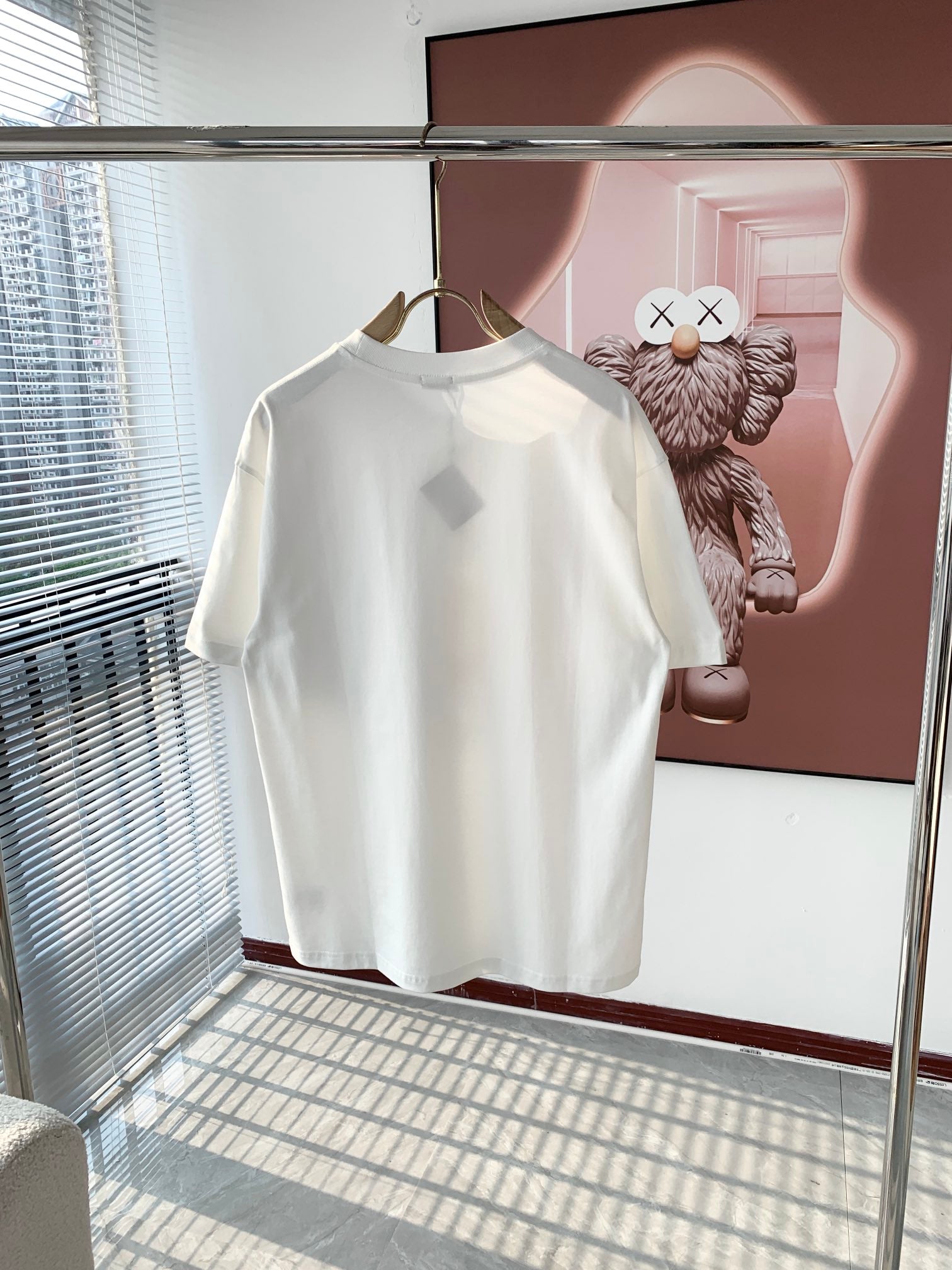 LuxluxHouse Best Quality Clothes T-shirt Loewe